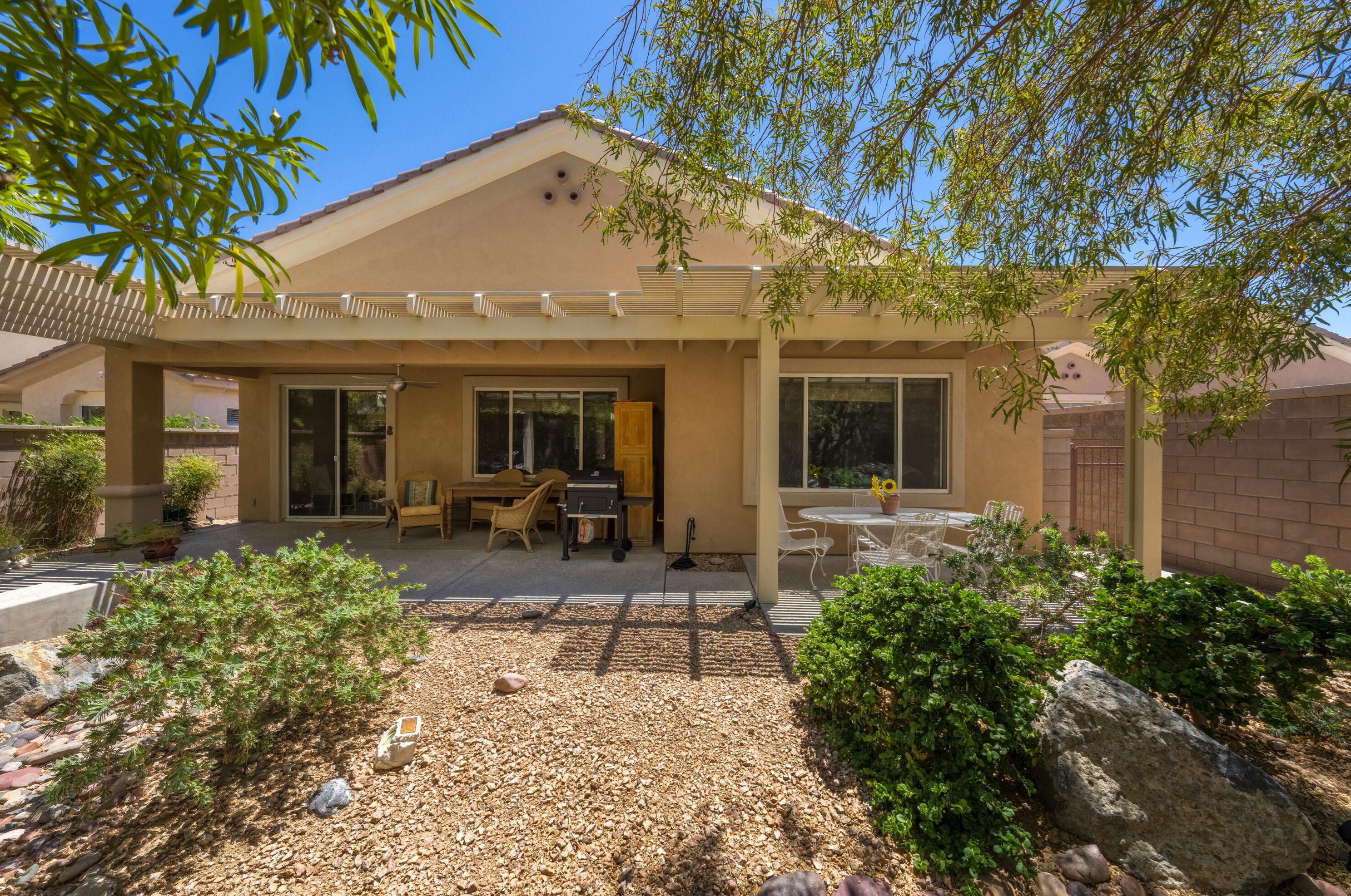 78720 Iron Bark Dr, Palm Desert, CA 92211-2630
