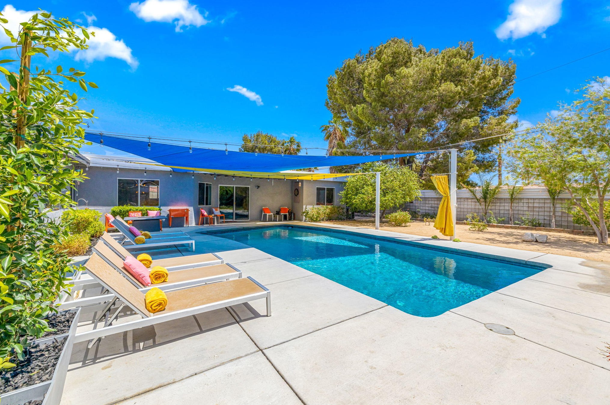 3065 E Verona Rd, Palm Springs, CA 92262