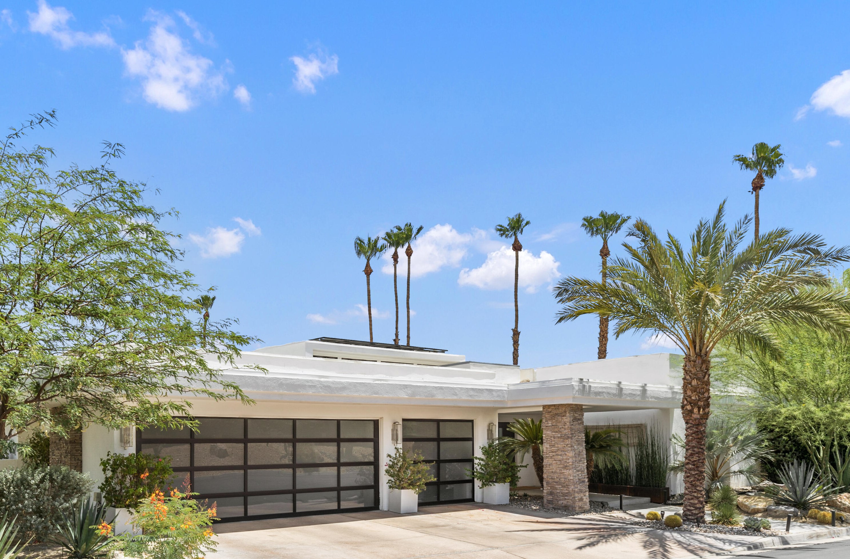73741 Agave Ln, Palm Desert, CA 92260-6656