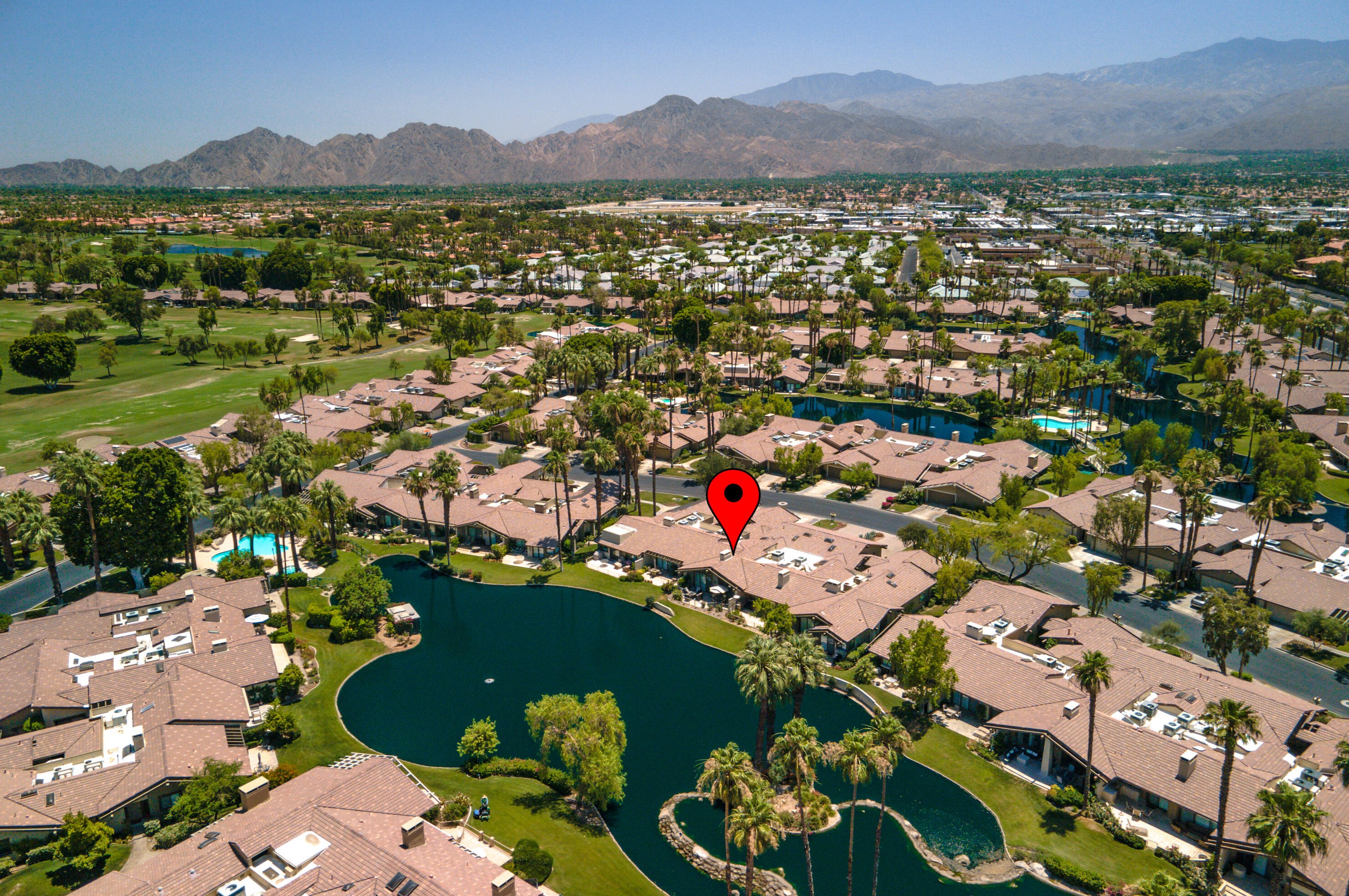 84 Laredo Ln, Palm Desert, CA 92211-3206