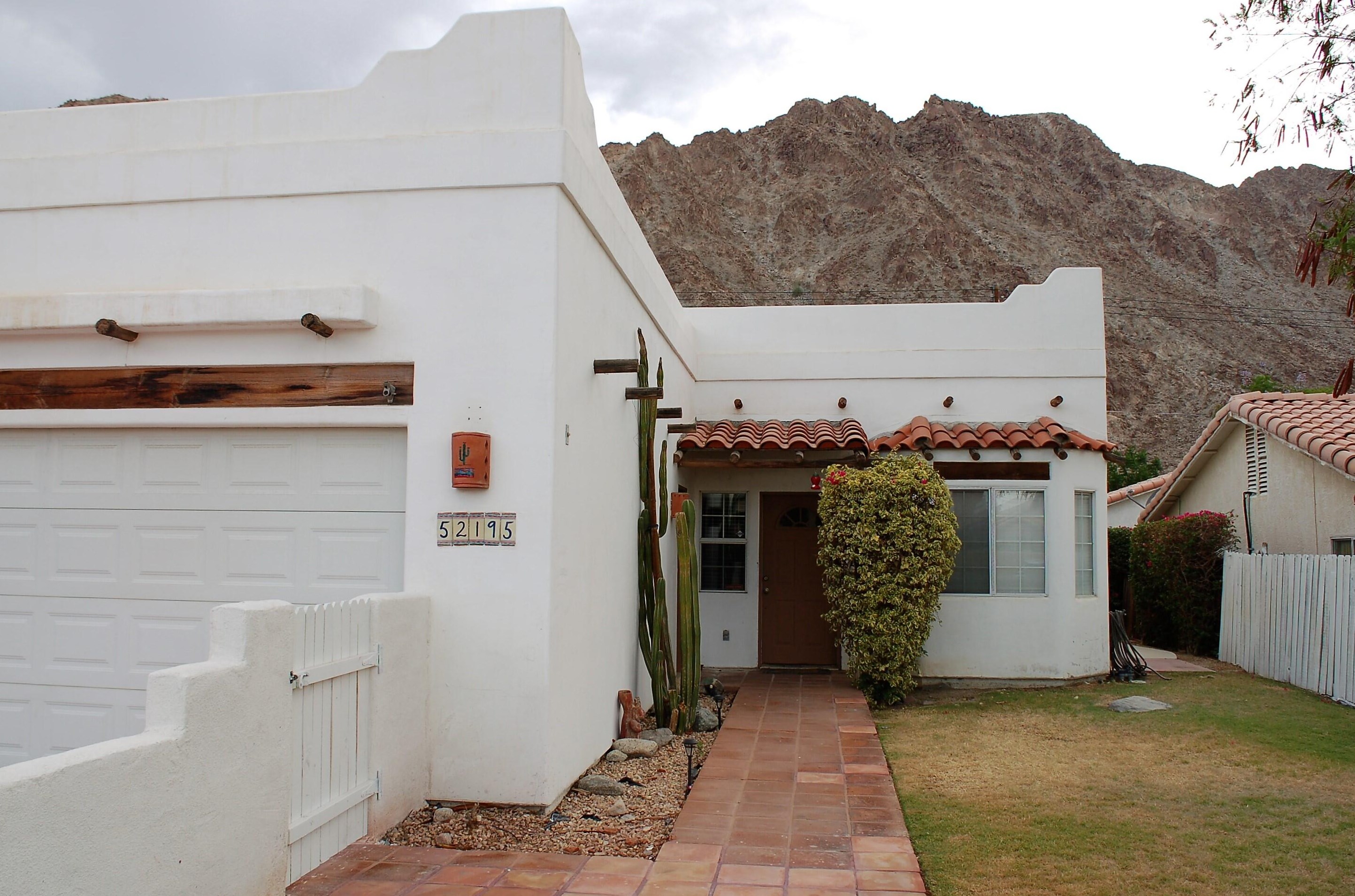 52195 Avenida Madero, La Quinta, CA 92253