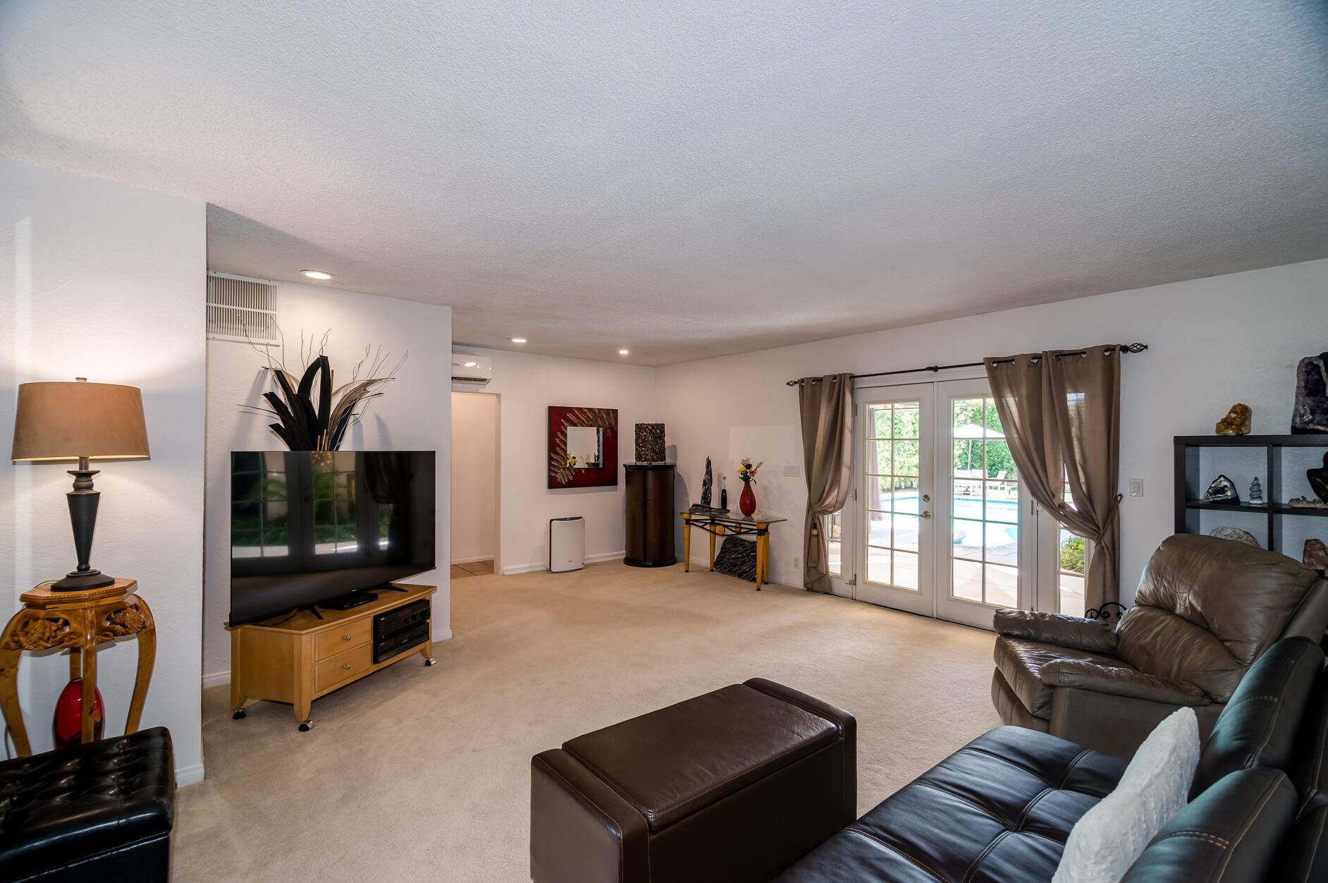 44486 Acacia Dr, Palm Desert, CA 92260-2709
