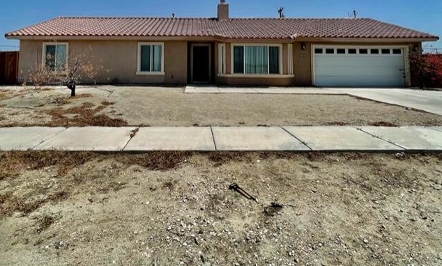 2482 Marina Dr, Thermal, CA 92274-6400