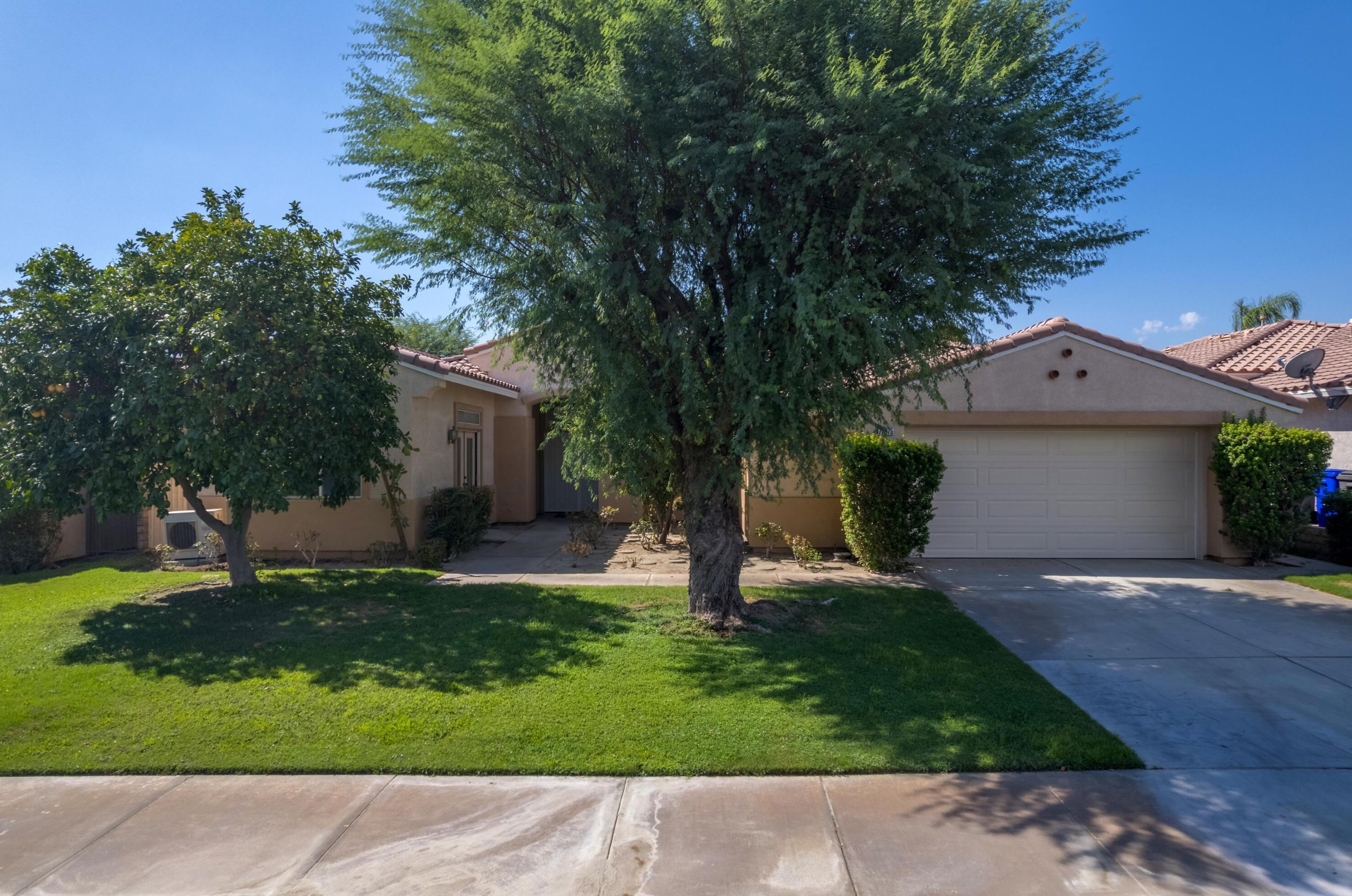 77575 Marlowe Ct, Palm Desert, CA 92211-6205