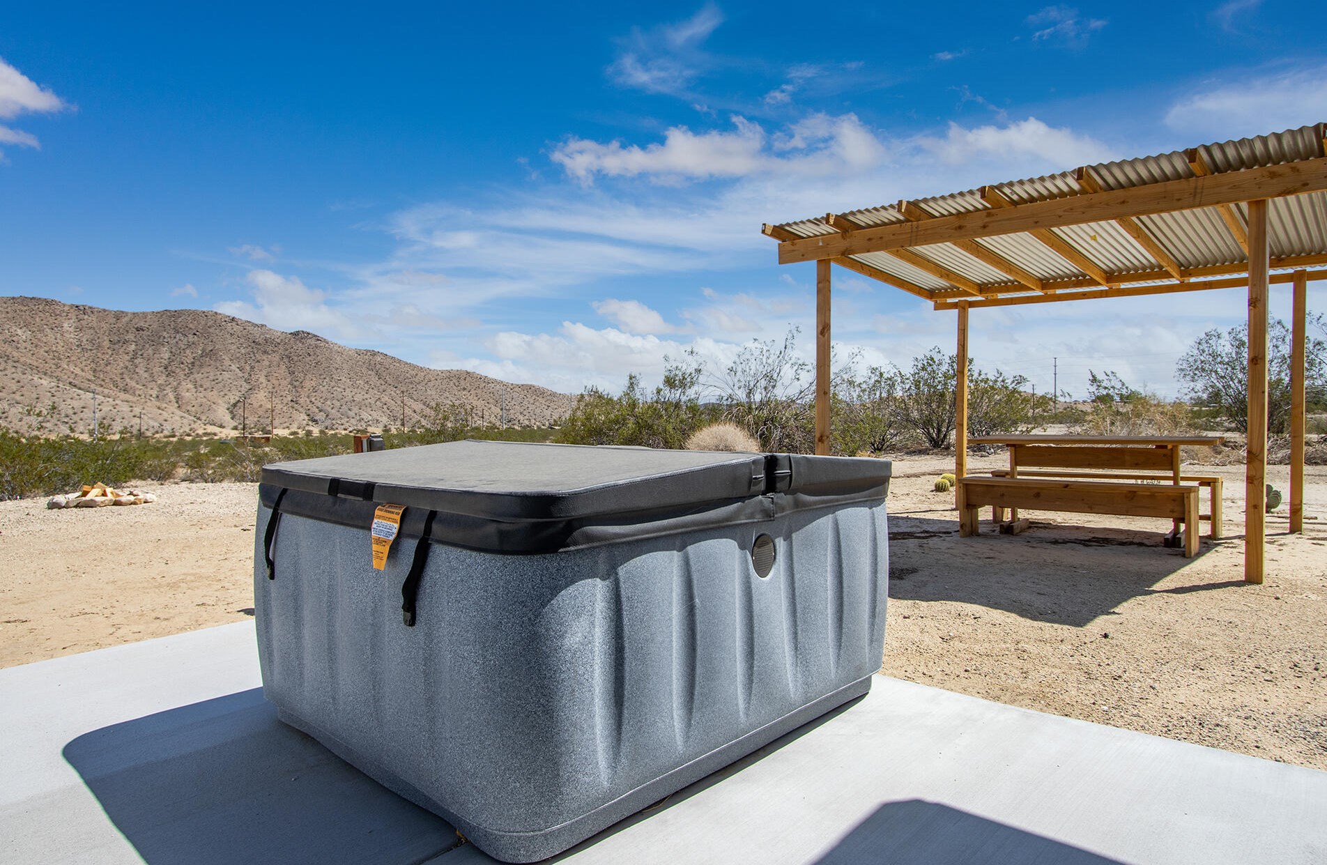 67754 Whitmore Rd, Twntynine Plm CA  92277-6308 exterior