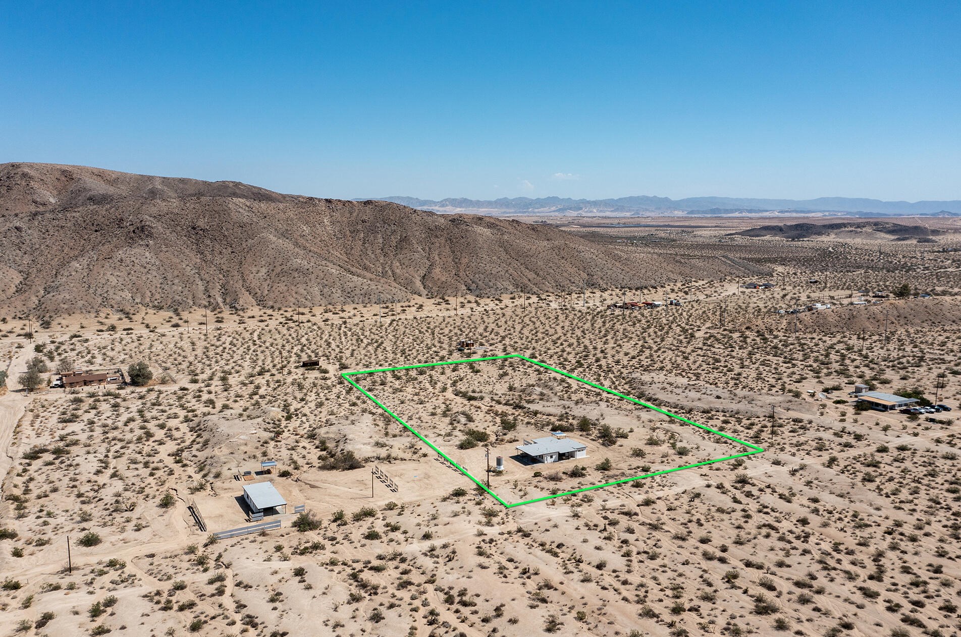 67754 Whitmore Rd, Twntynine Plm CA  92277-6308 exterior