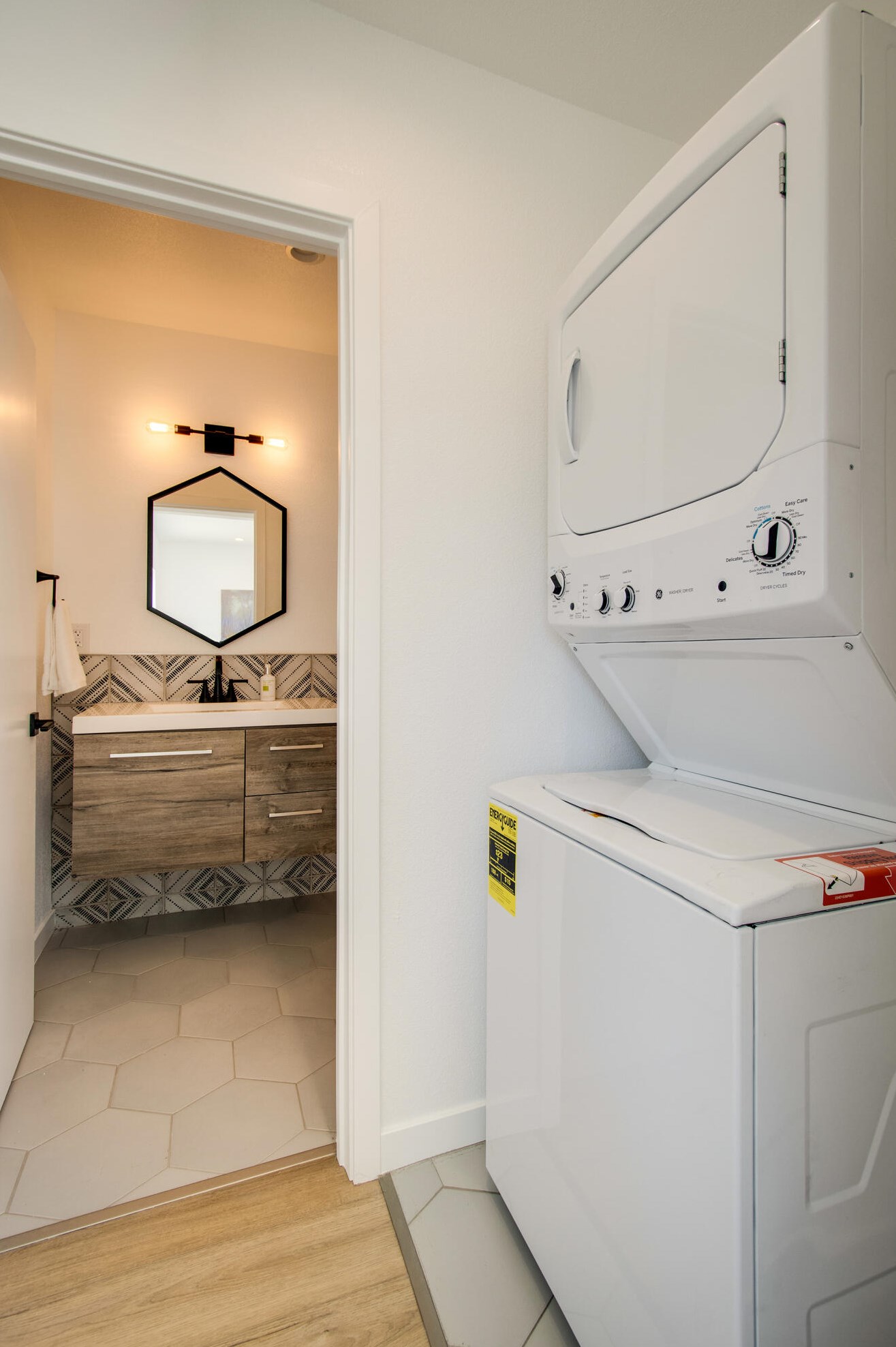 67754 Whitmore Rd, Twntynine Plm CA  92277-6308 exterior