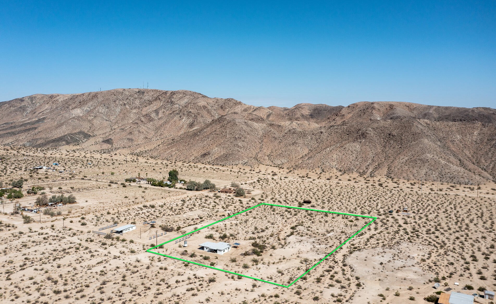 67754 Whitmore Rd, Twntynine Plm CA  92277-6308 exterior