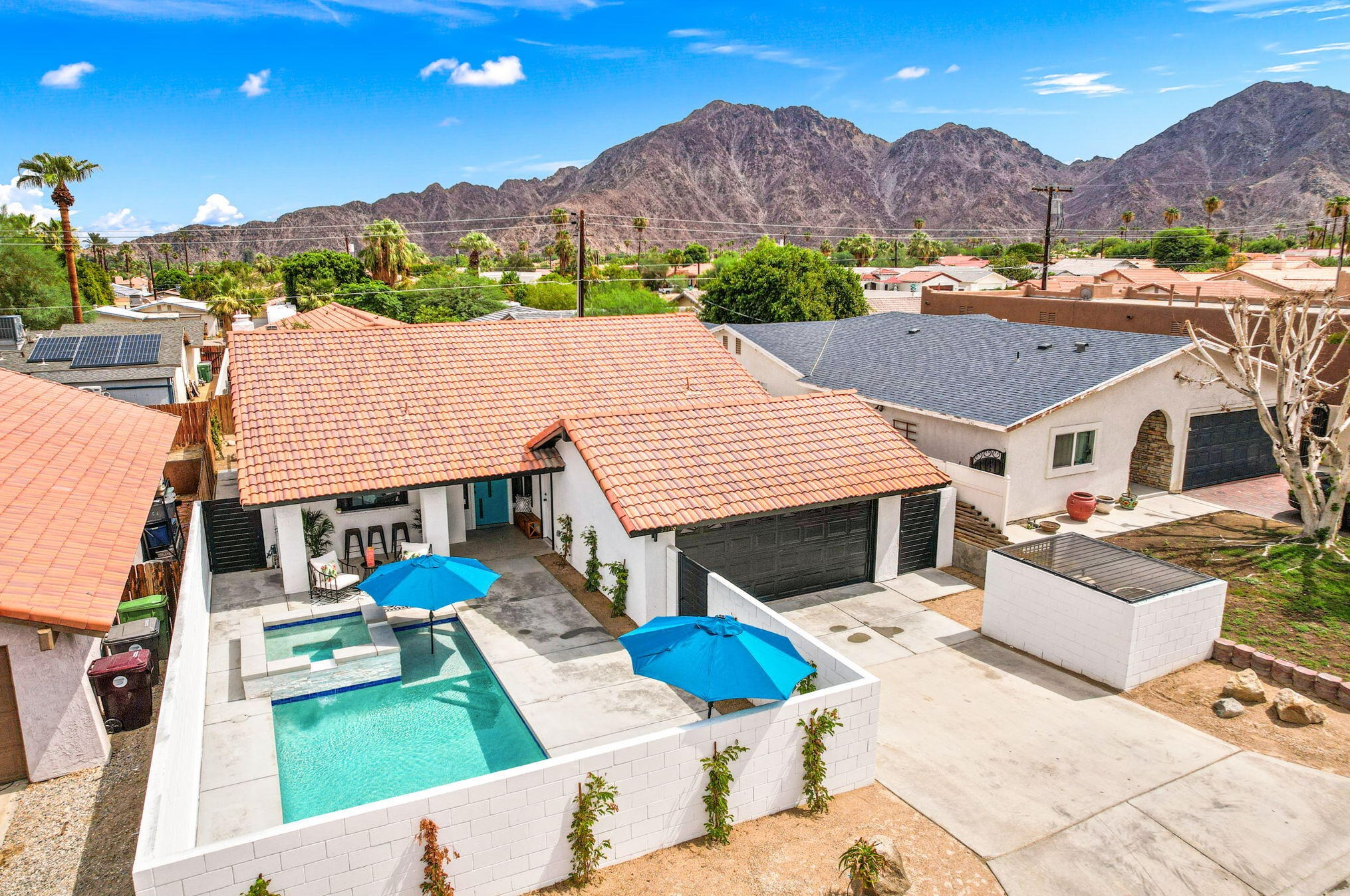 52170 Avenida Ramirez, La Quinta CA  92253-5228 exterior