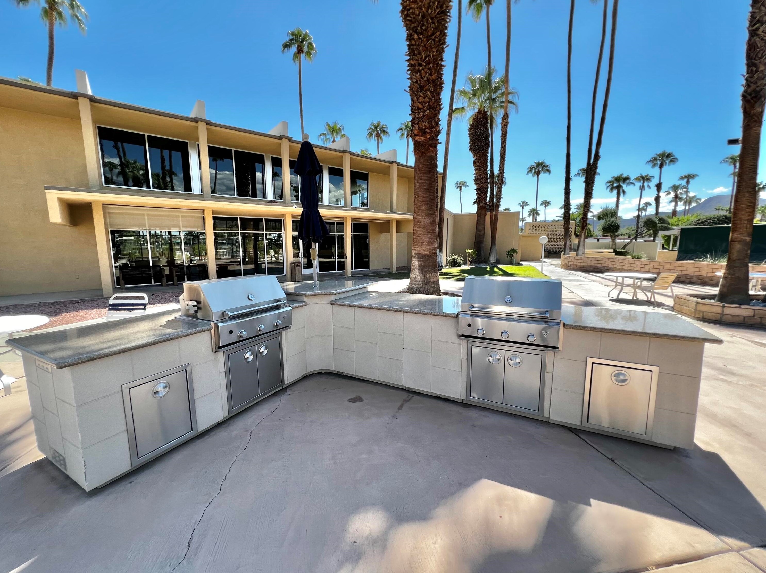 421 Butterfield, Cathedral City CA  92234-1009 exterior