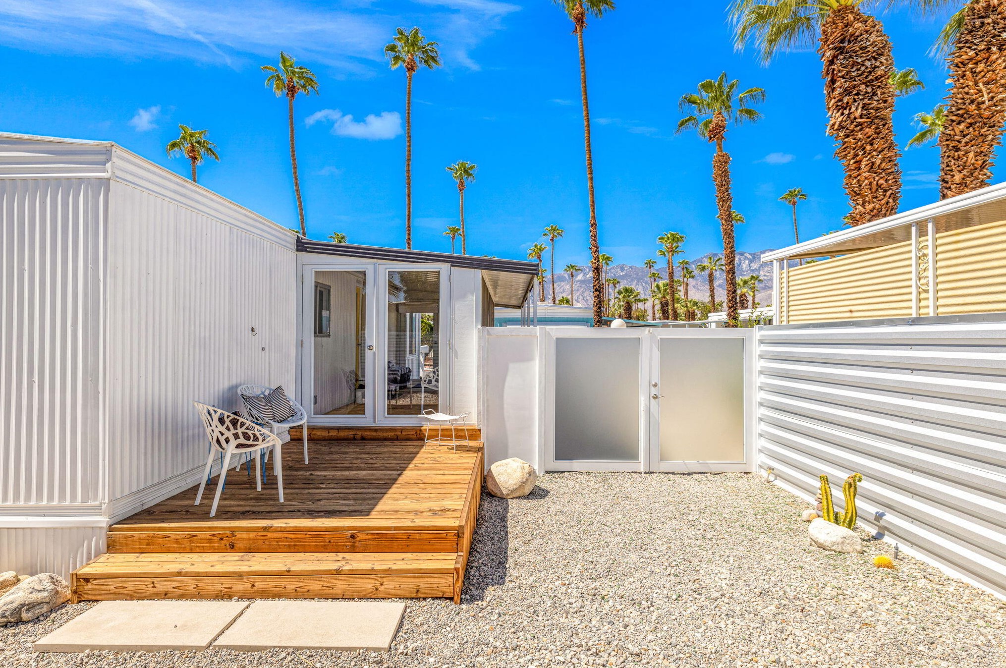 421 Butterfield, Cathedral City CA  92234-1009 exterior