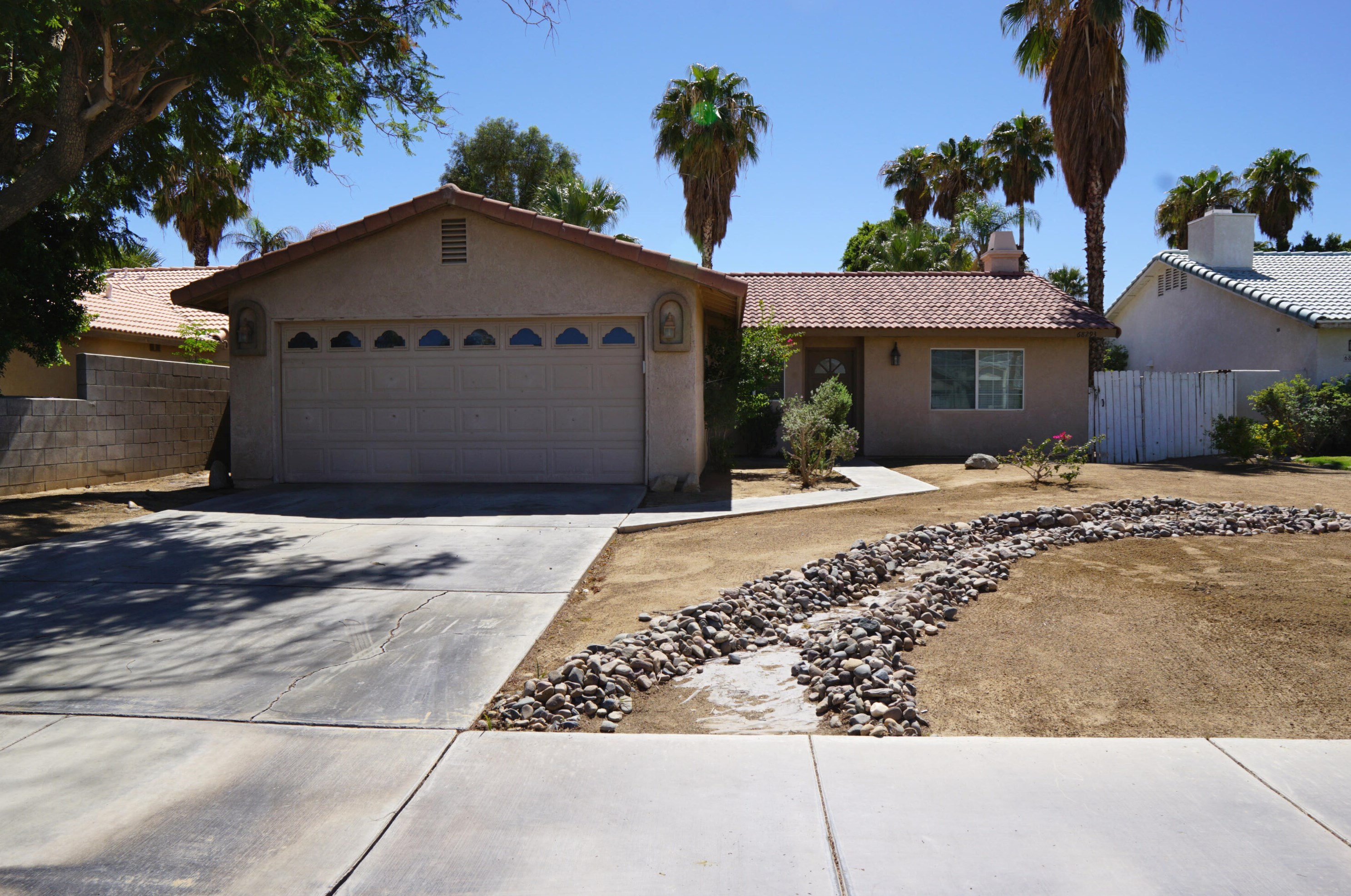68293 Durango Rd, Cathedral City, CA 92234-3696