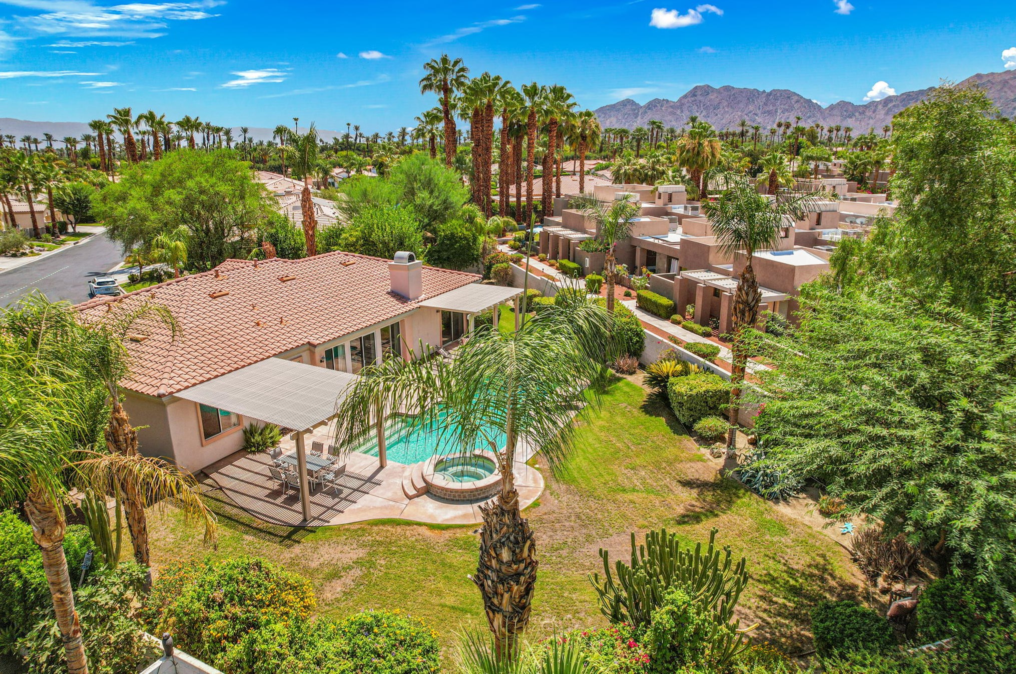 44235 Yucca Dr, Palm Desert, CA 92210-7241