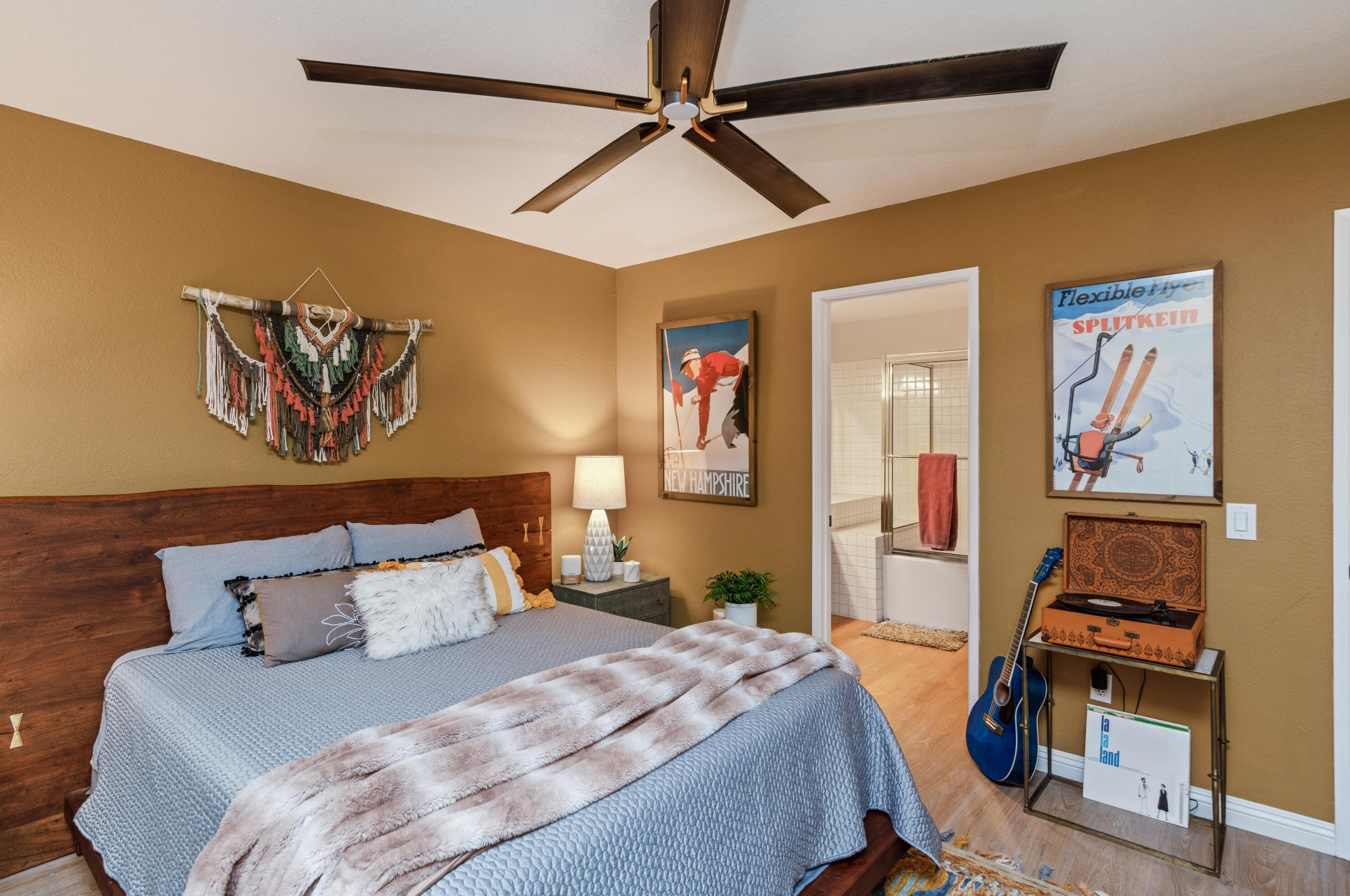 42498 Sand Dune Dr, Palm Desert CA  92211-7601 exterior
