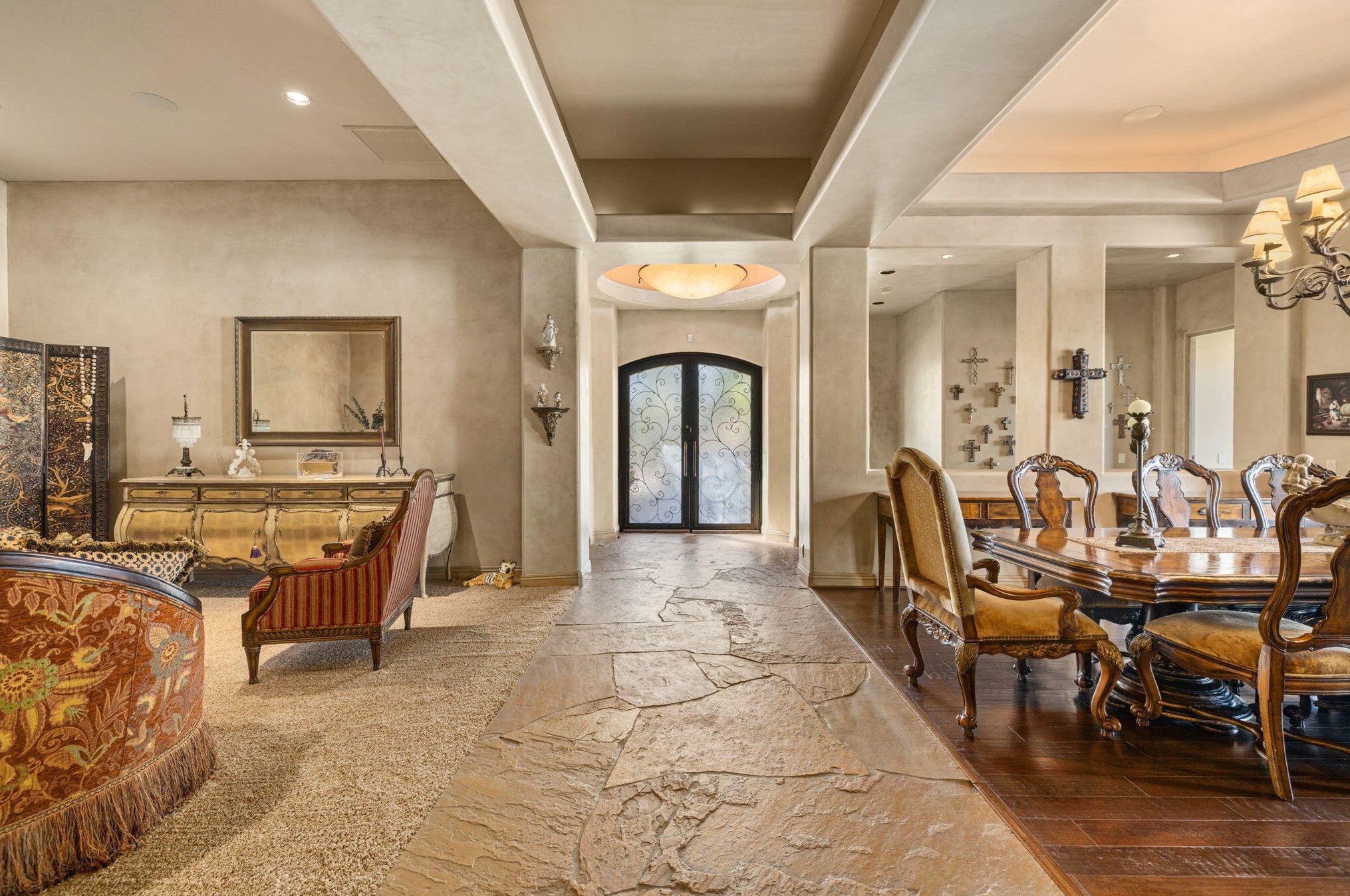 35 Overland Ct, Palm Desert, CA 92260-0617