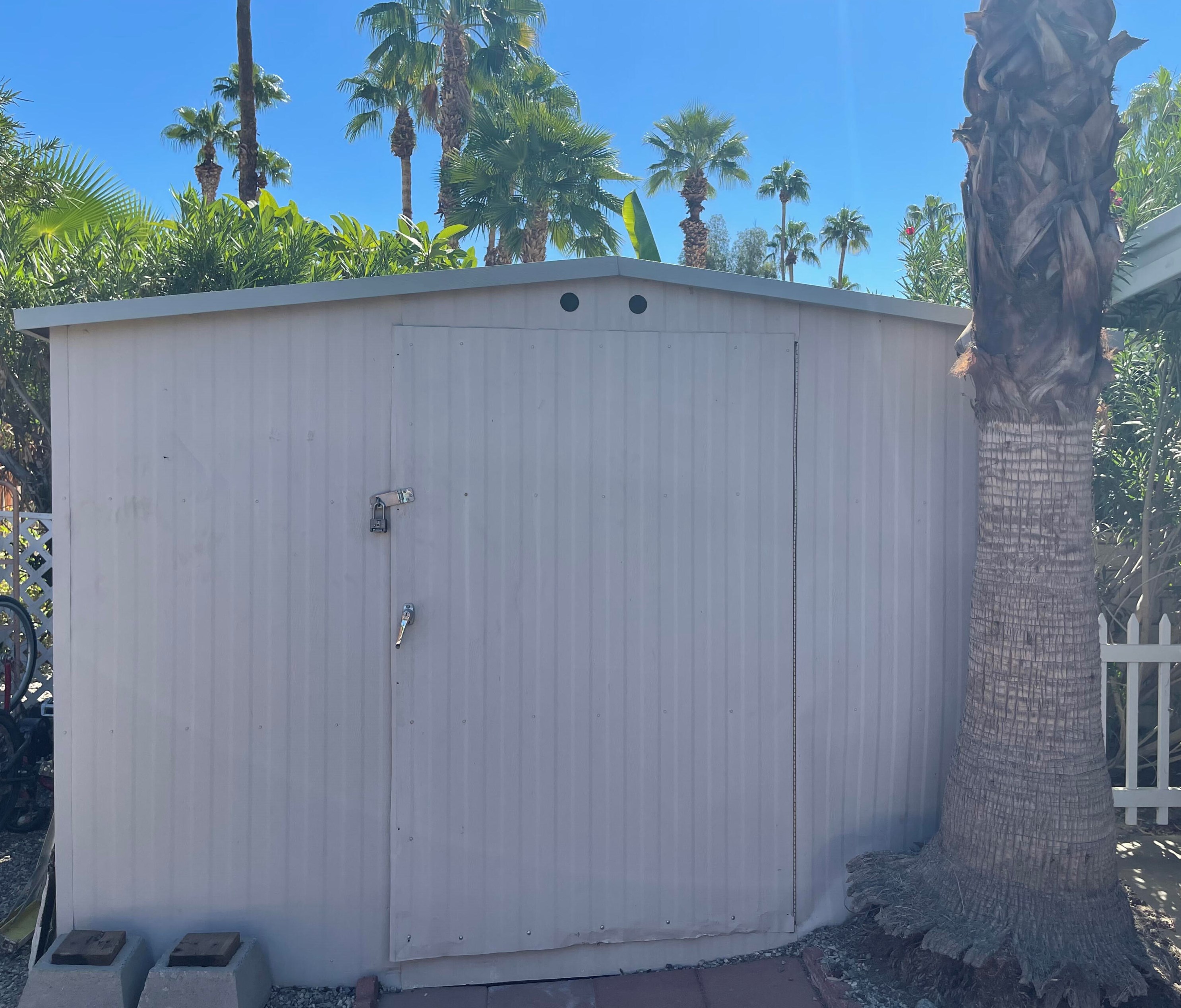 146 Estrada Way, Cathedral City CA  92234-1508 exterior