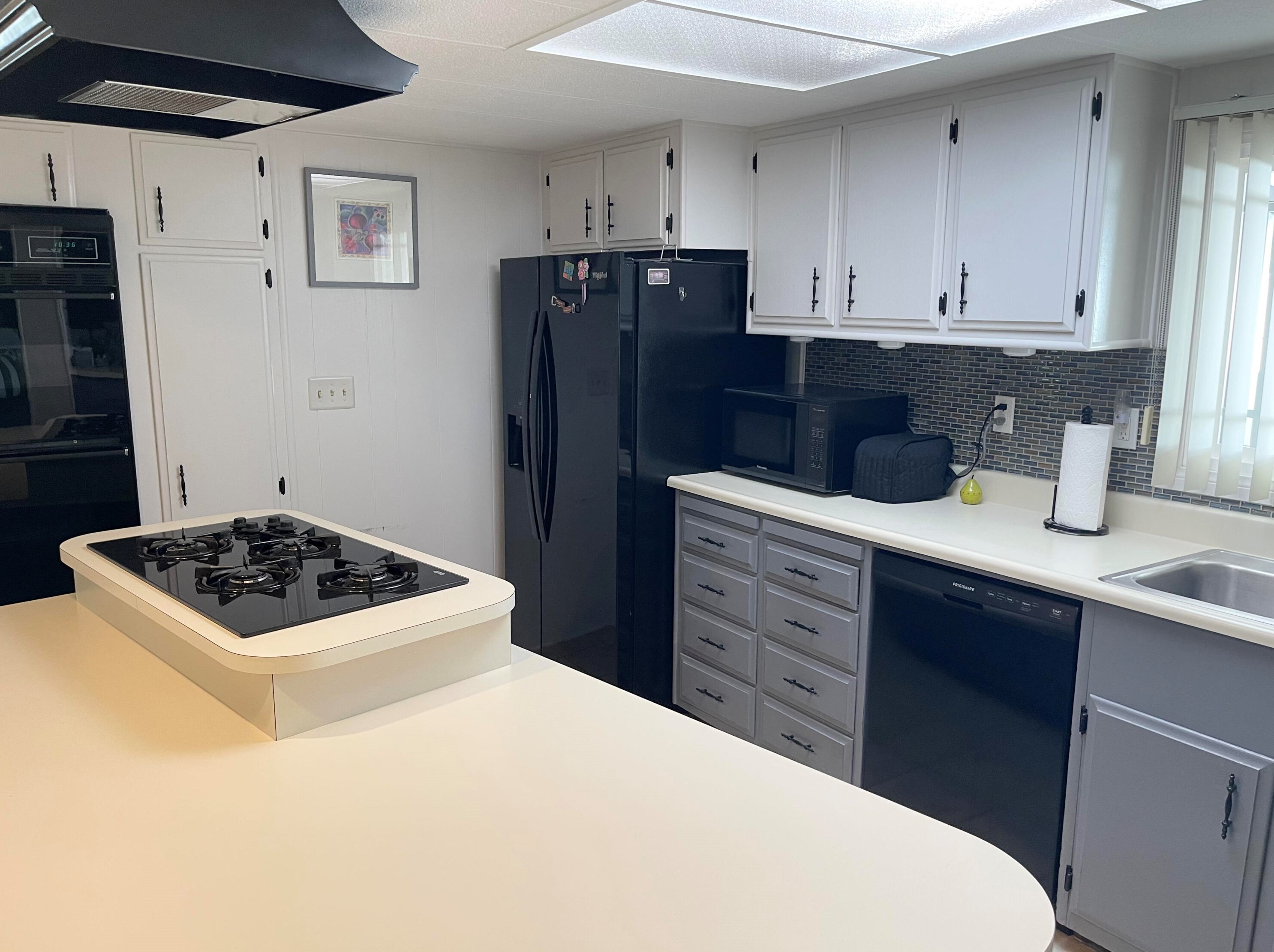 146 Estrada Way, Cathedral City CA  92234-1508 exterior