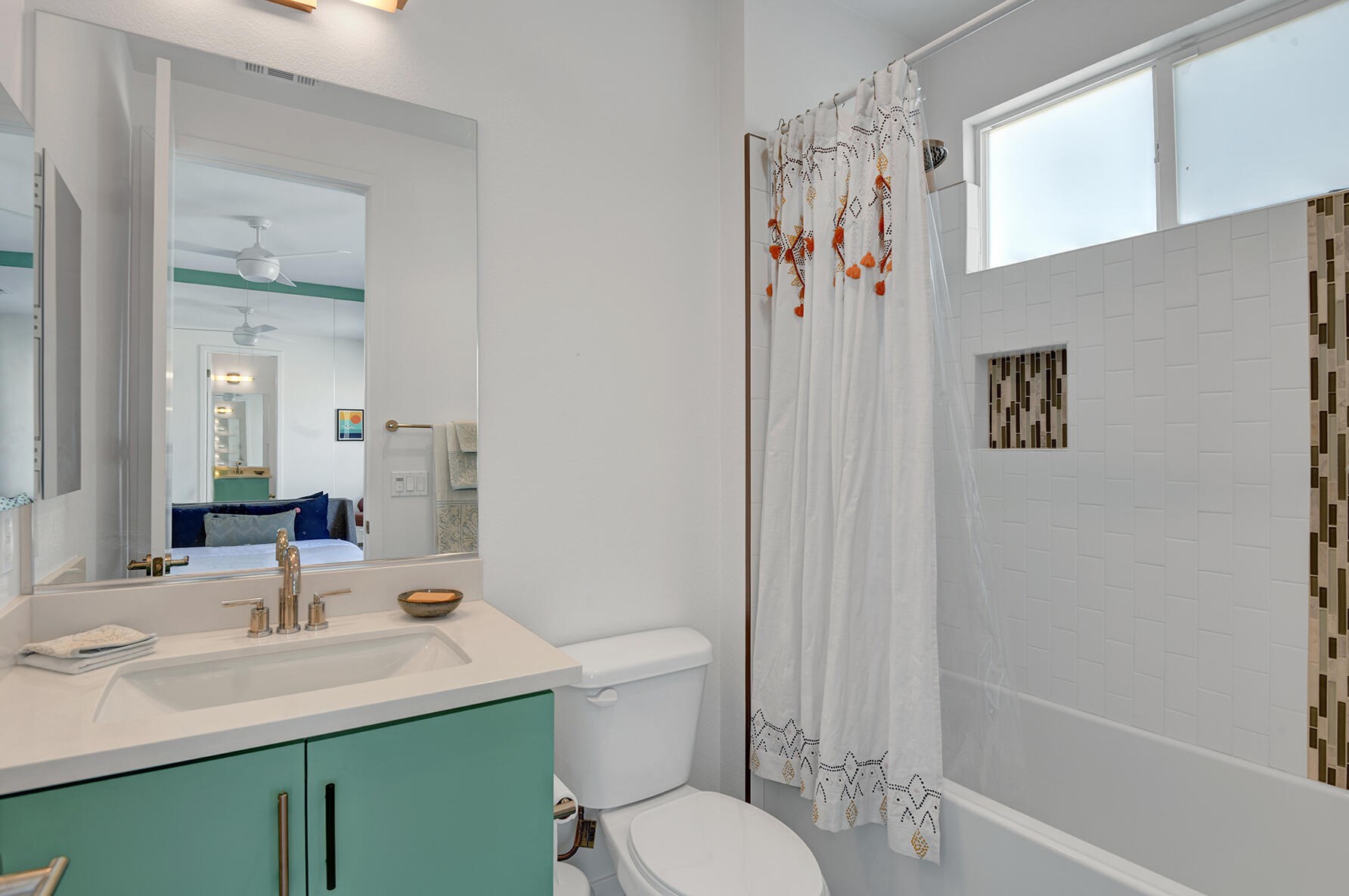 13845 Valley View Ct, Desert Hot Springs CA  92240-6585 exterior