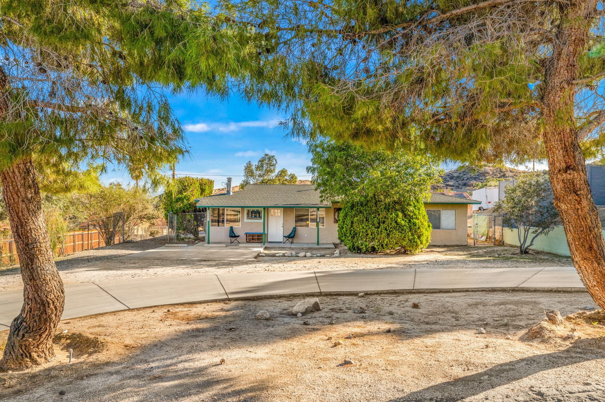 49041 Hibiscus Dr, Morongo Valley, CA 92256