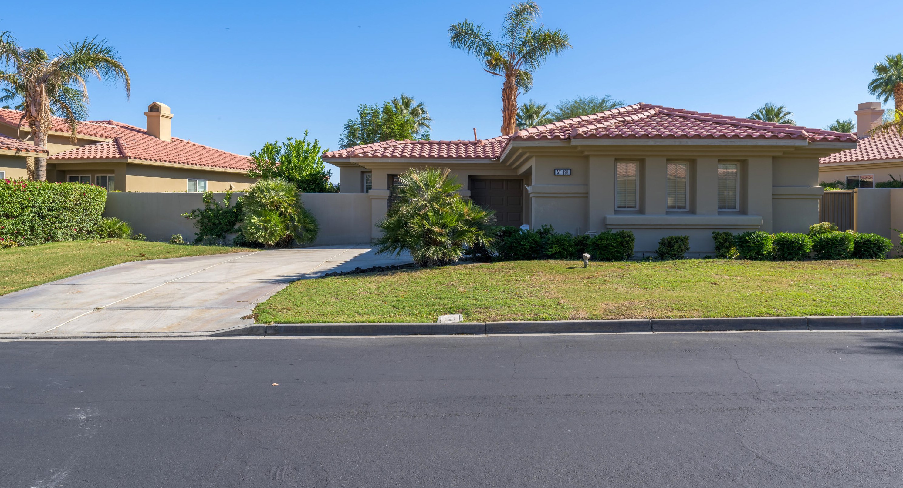57198 Medinah, La Quinta, CA 92253-6915