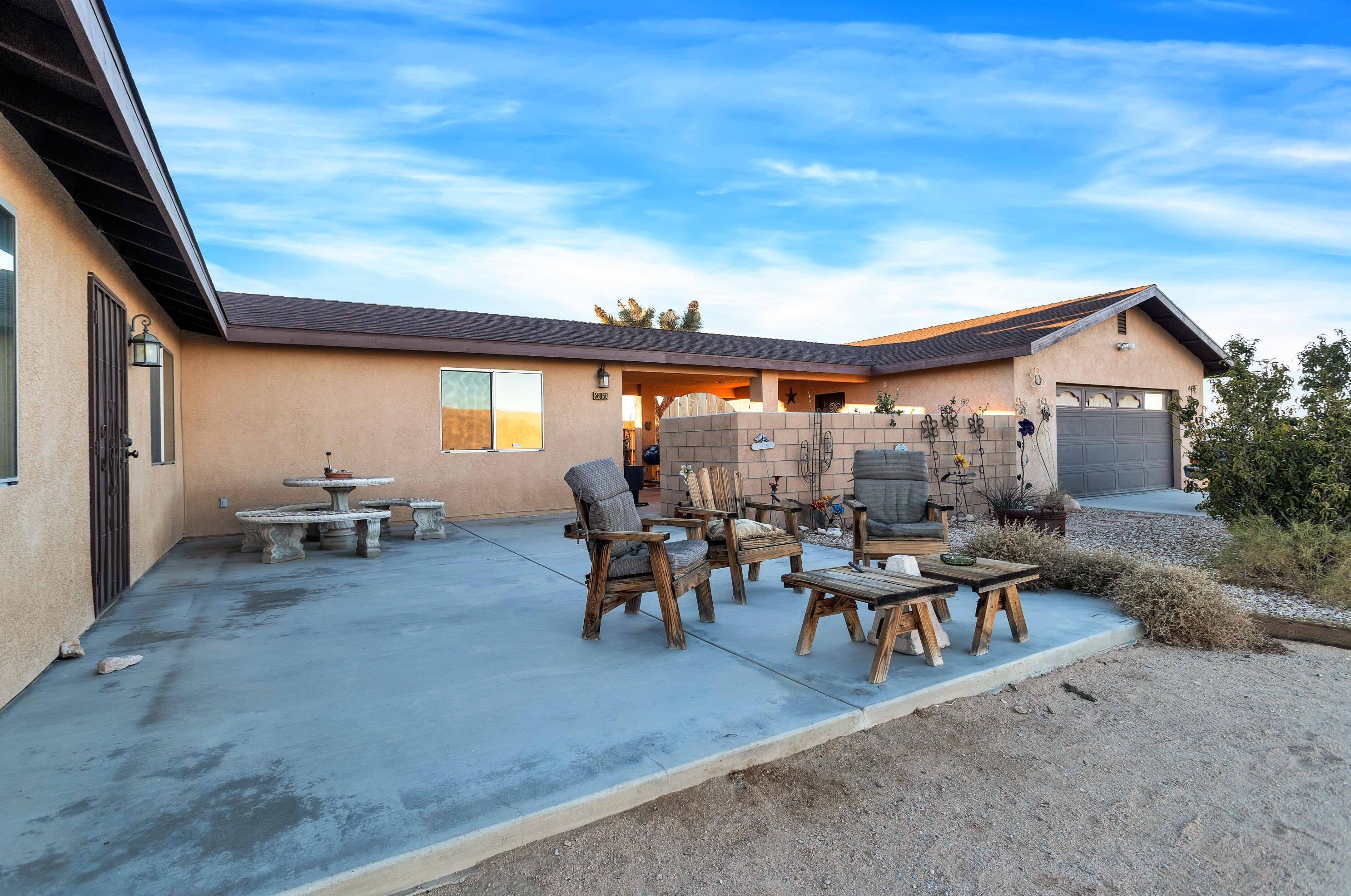 56050 Shannon Rd, Yucca Valley, CA 92285-2050