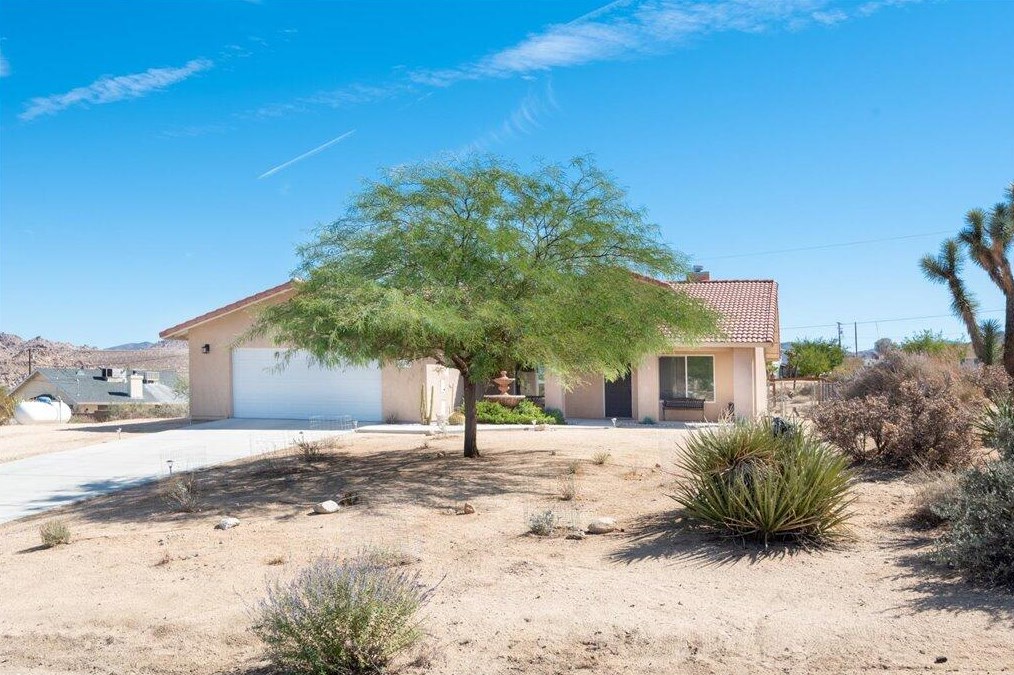 61745 Pueblo Trail, Joshua Tree, CA 92252