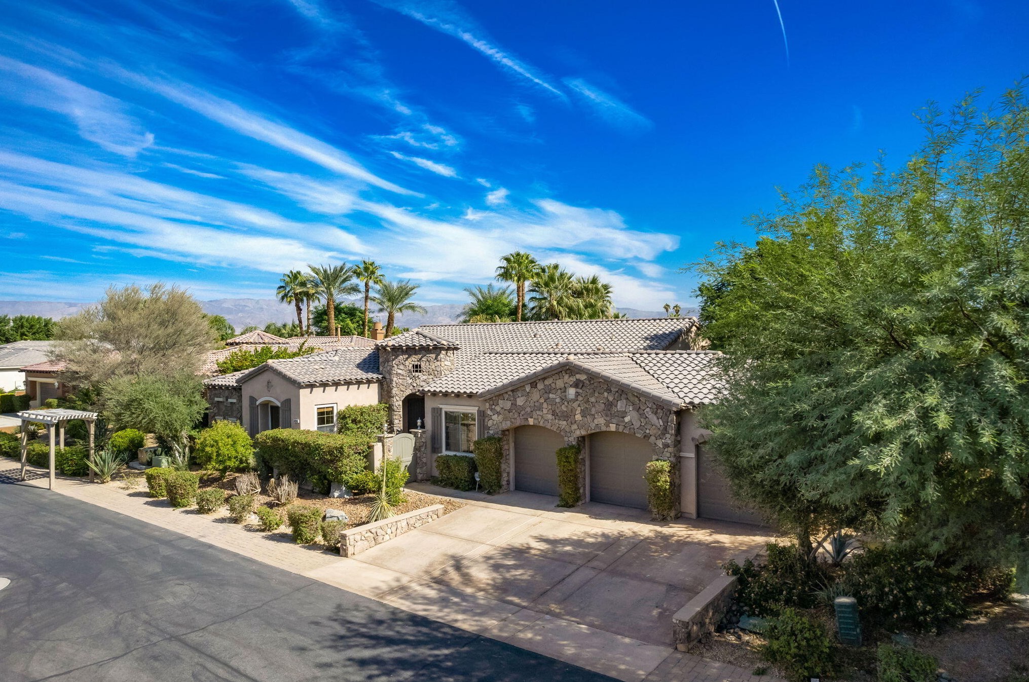 48782 Renewal St, Indio, CA 92201