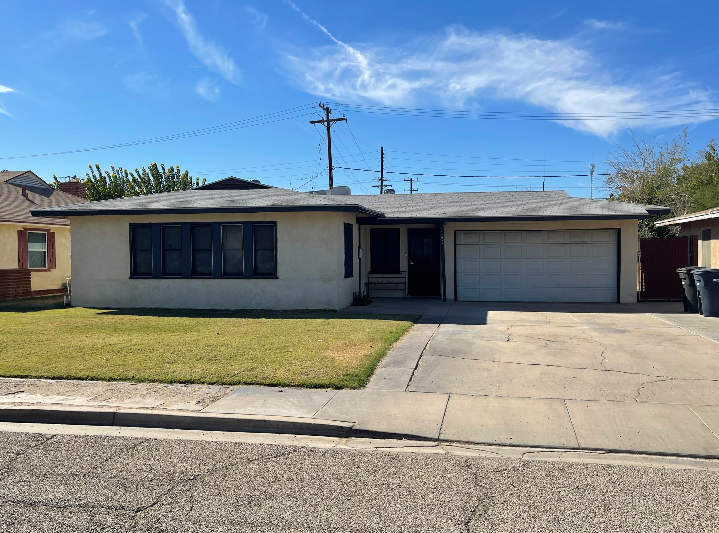165 N 8th St, Blythe, CA 92225