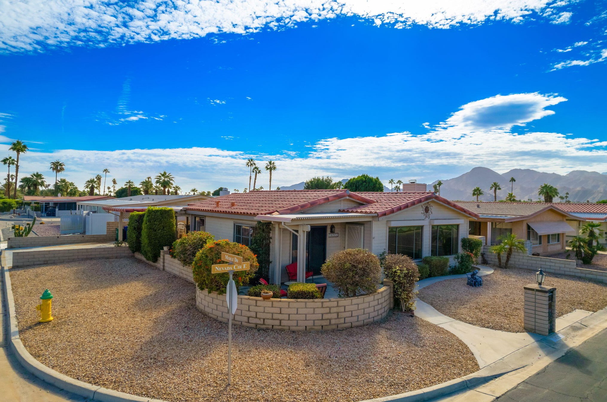74512 Nevada Cir, Palm Desert, CA 92260-2237