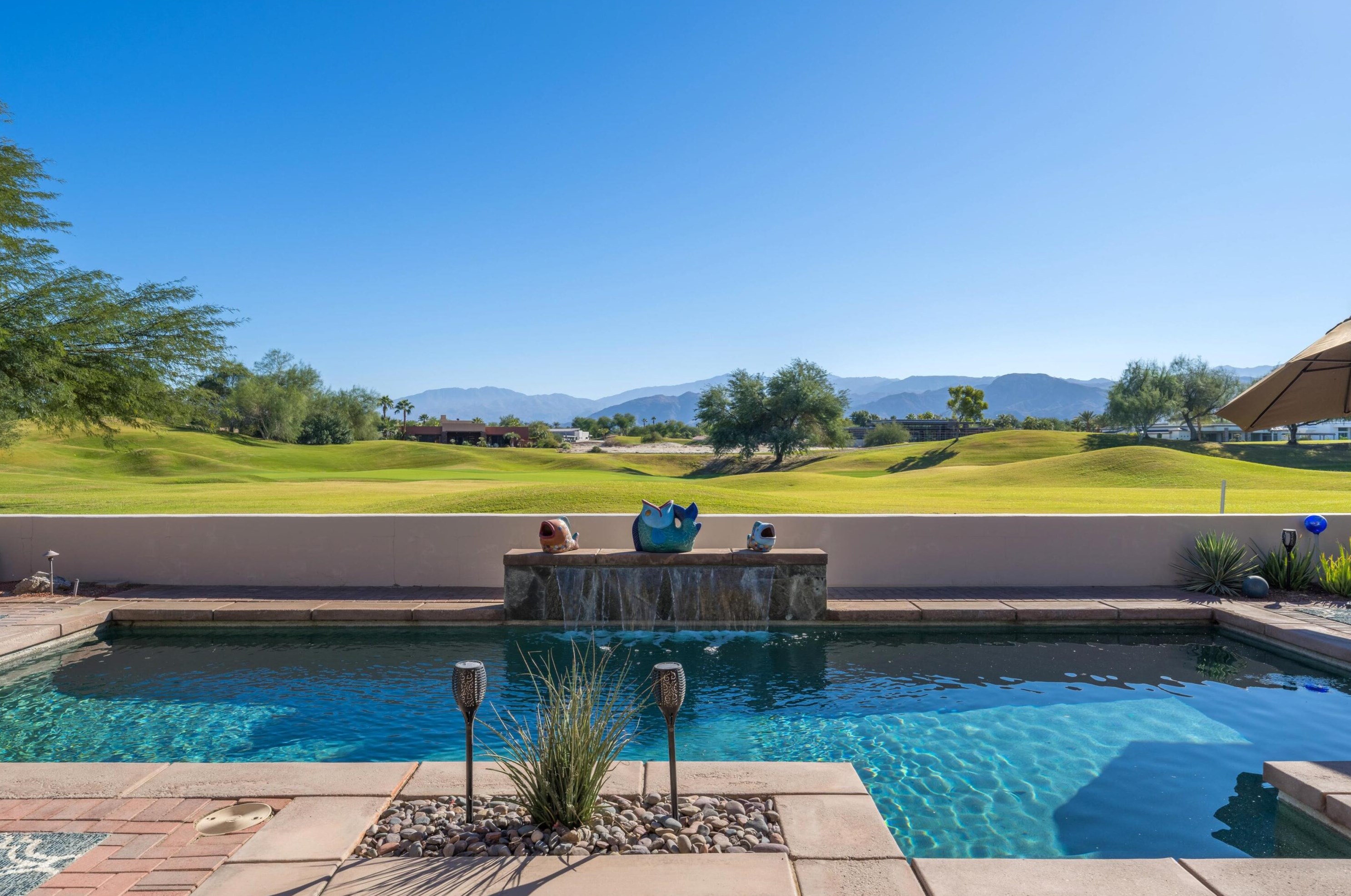 270 Loch Lomond Rd, Rancho Mirage, CA 92270