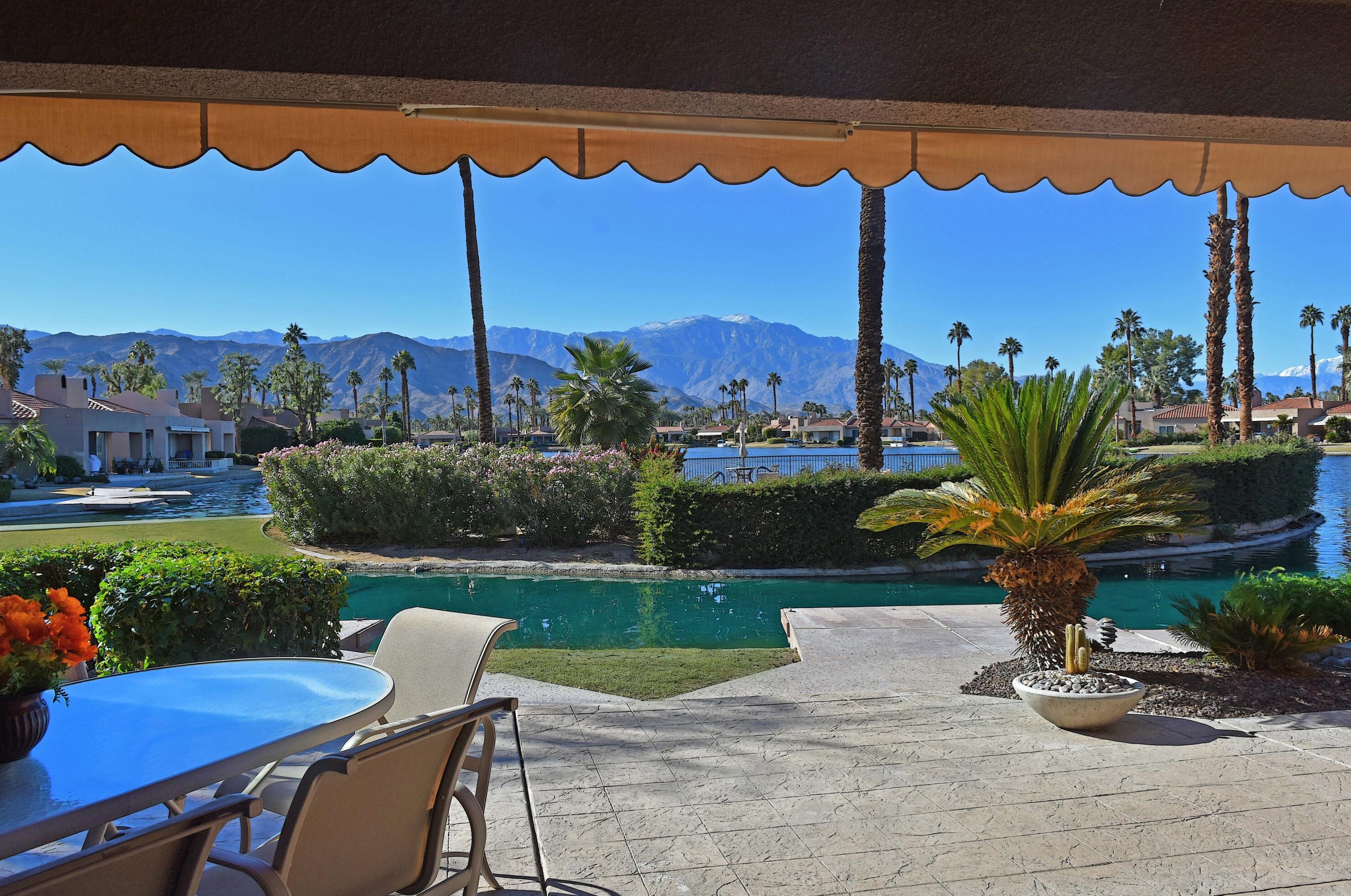 106 Lakeshore Dr, Rancho Mirage, CA 92270