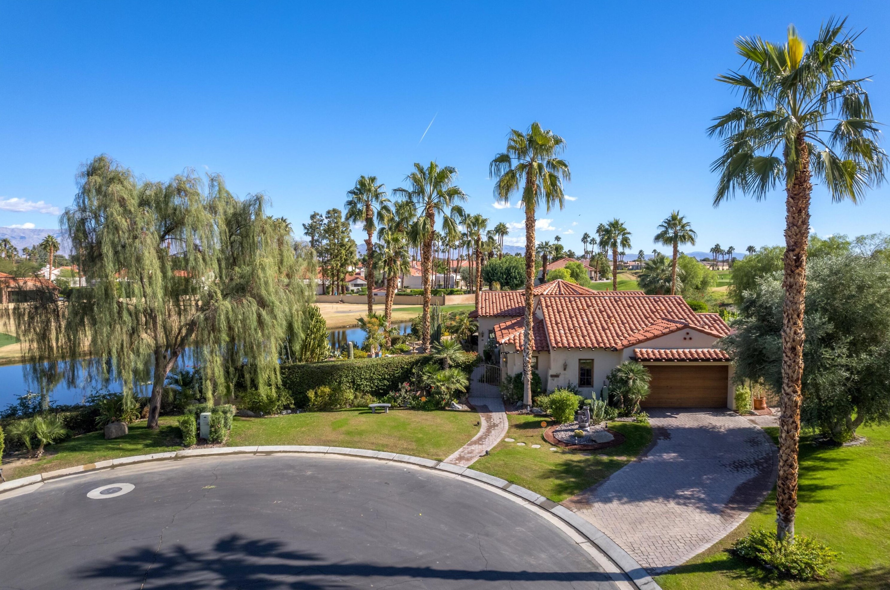 50365 Valencia Ct, La Quinta, CA 92253-8927
