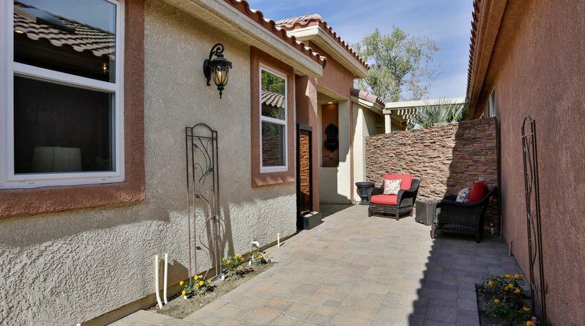 76884 Kybar Rd, Palm Desert, CA 92211-0940