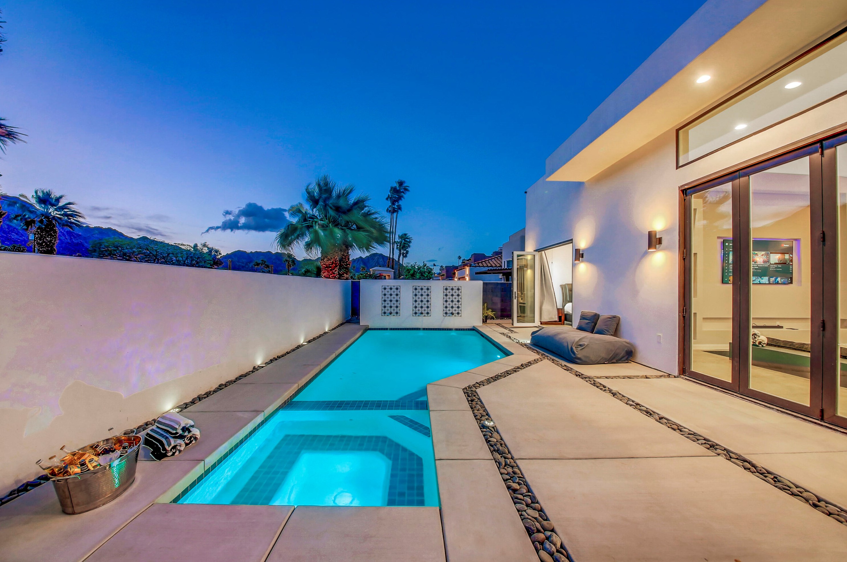 77780 Calle Hidalgo, La Quinta, CA 92253