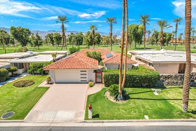 45607 Club Drive - Photo 1