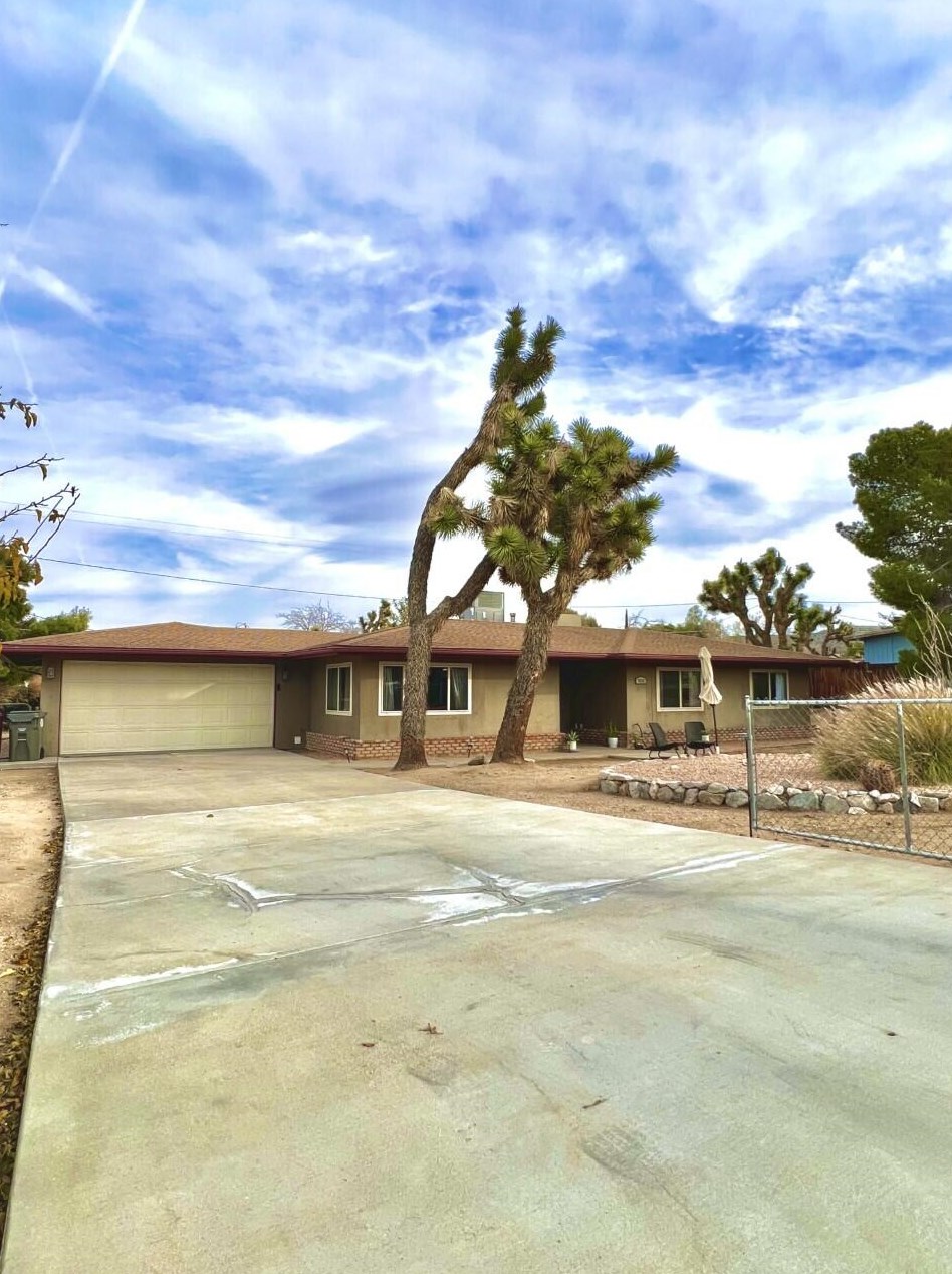 7431 Condalia Ave, Yucca Valley, CA 92284