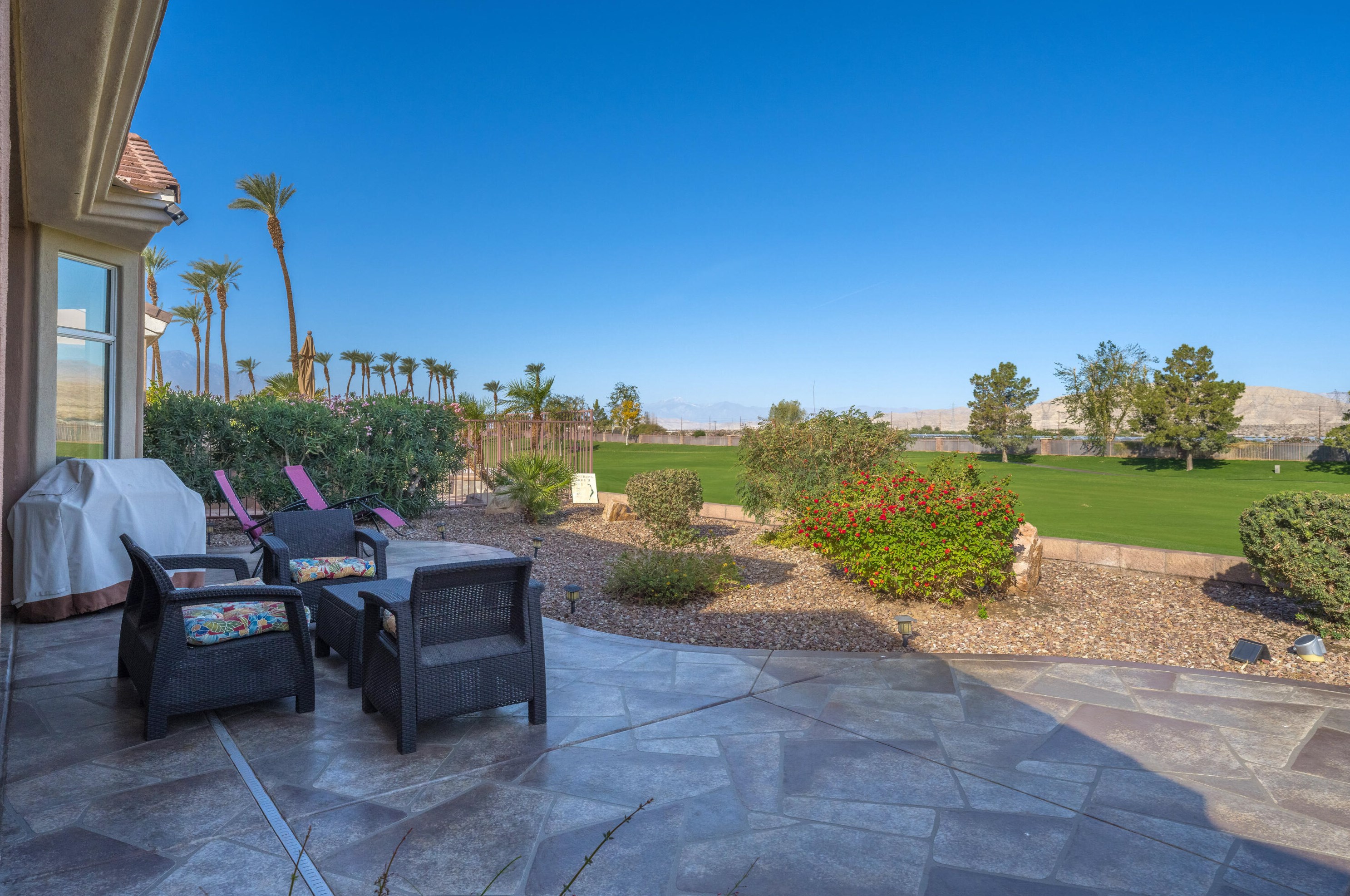 78266 Hollister Dr, Palm Desert, CA 92211-3716