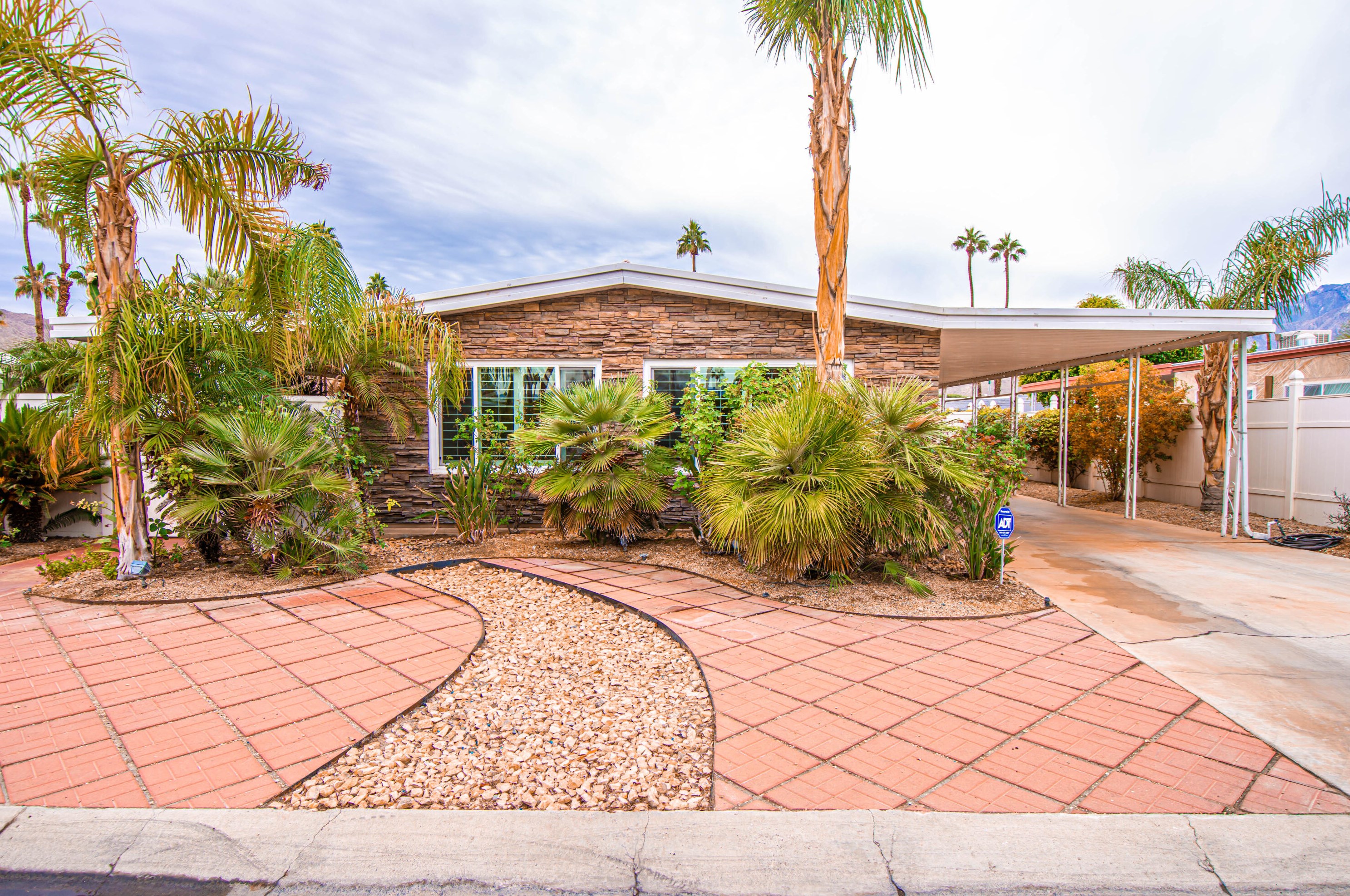 136 Via Estrada, Cathedral City, CA 92234