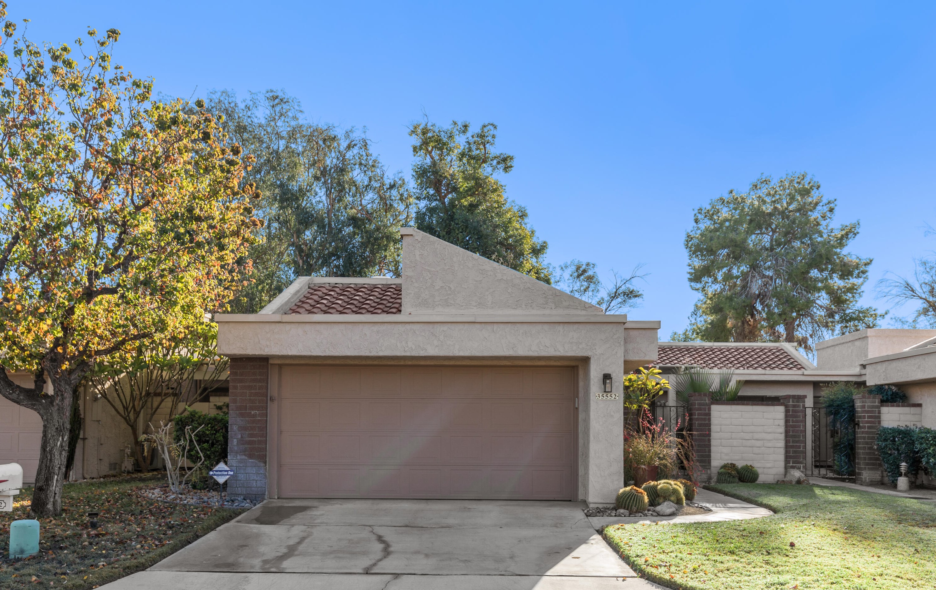 35552 Paseo Circulo, Cathedral City, CA 92234-7148