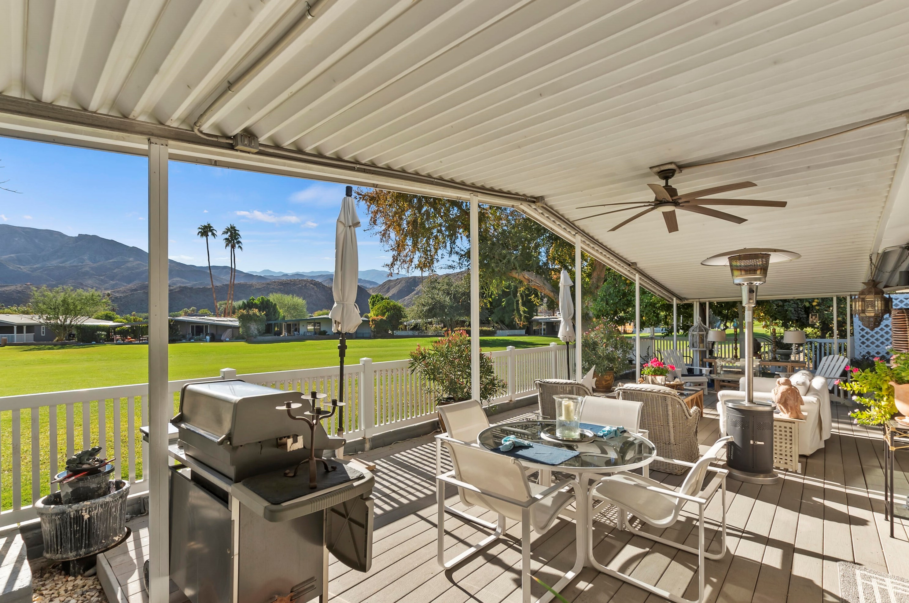 450 Paseo Perdido, Cathedral City CA  92234-1628 exterior
