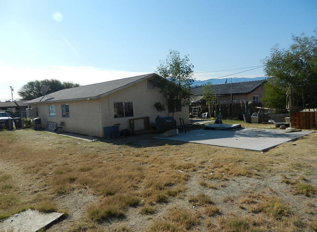 91710 4th St, Mecca, CA 92254
