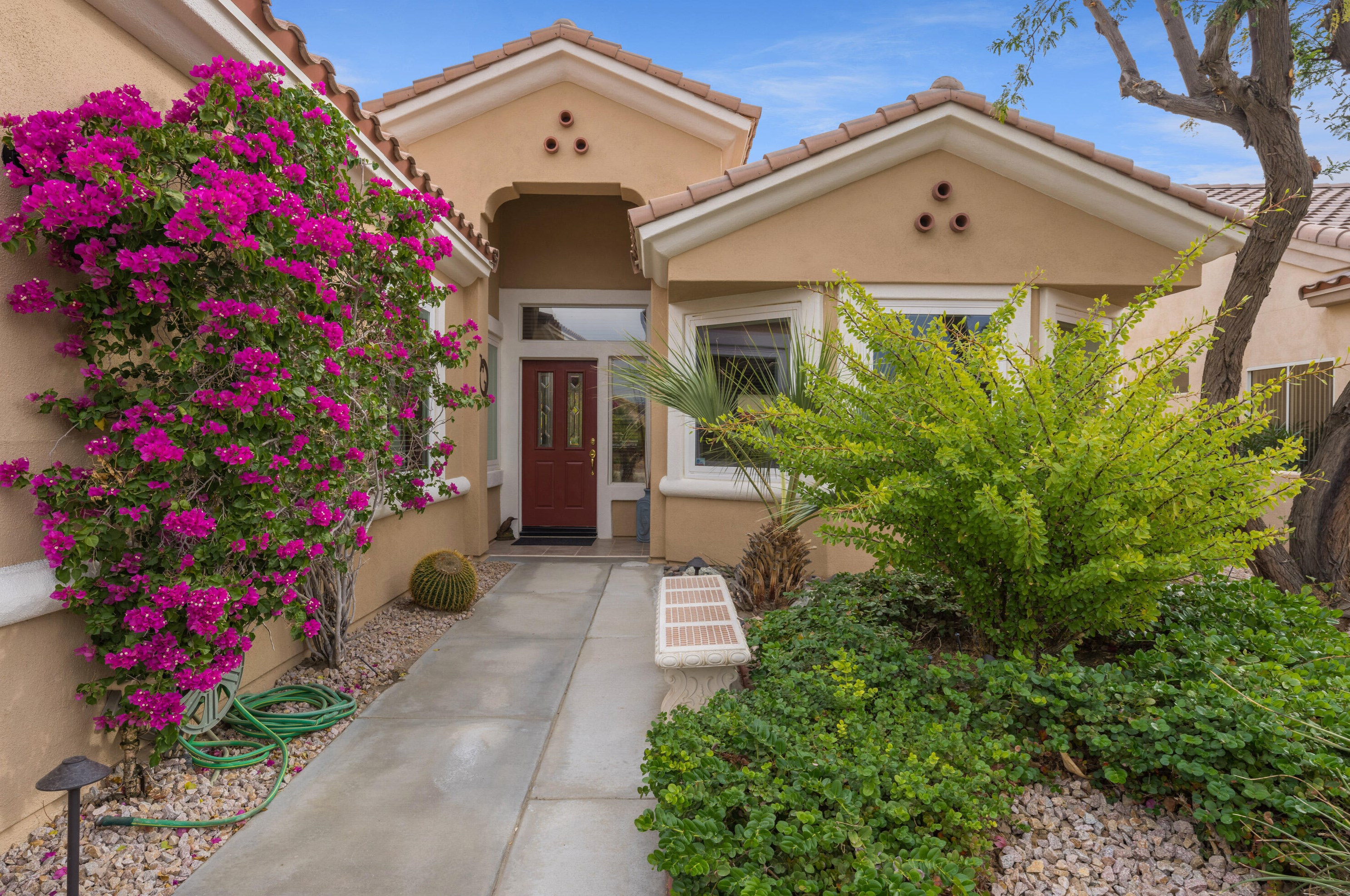 37674 Medjool Ave, Palm Desert, CA 92211-7307
