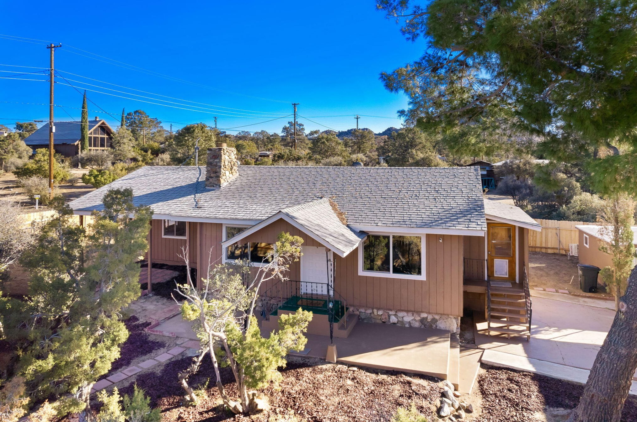 69777 Sugarloaf Ave, Pinyon Pines, CA 92561