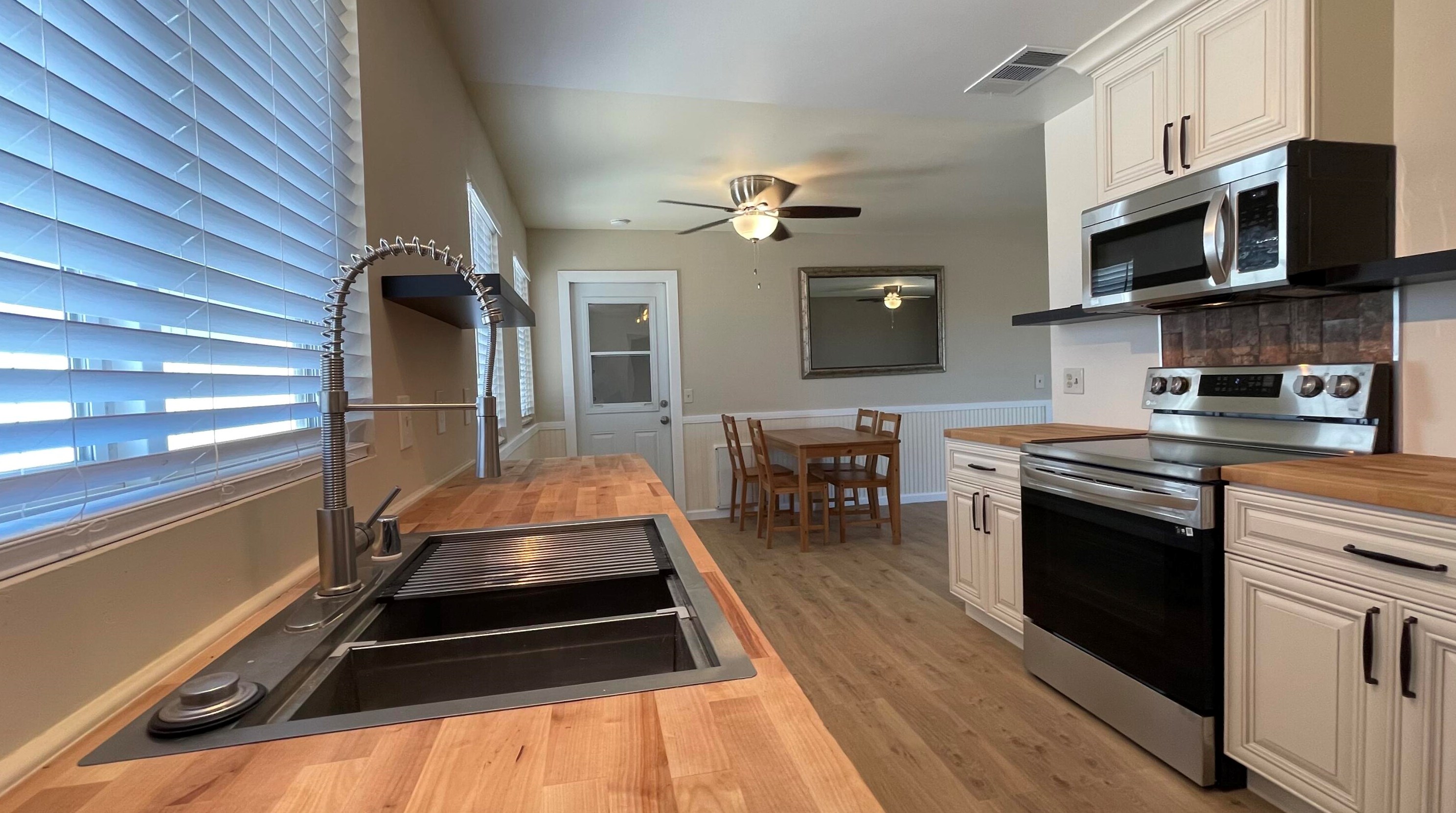 2802 Atlantic Blvd, Thermal CA  92274-6557 exterior