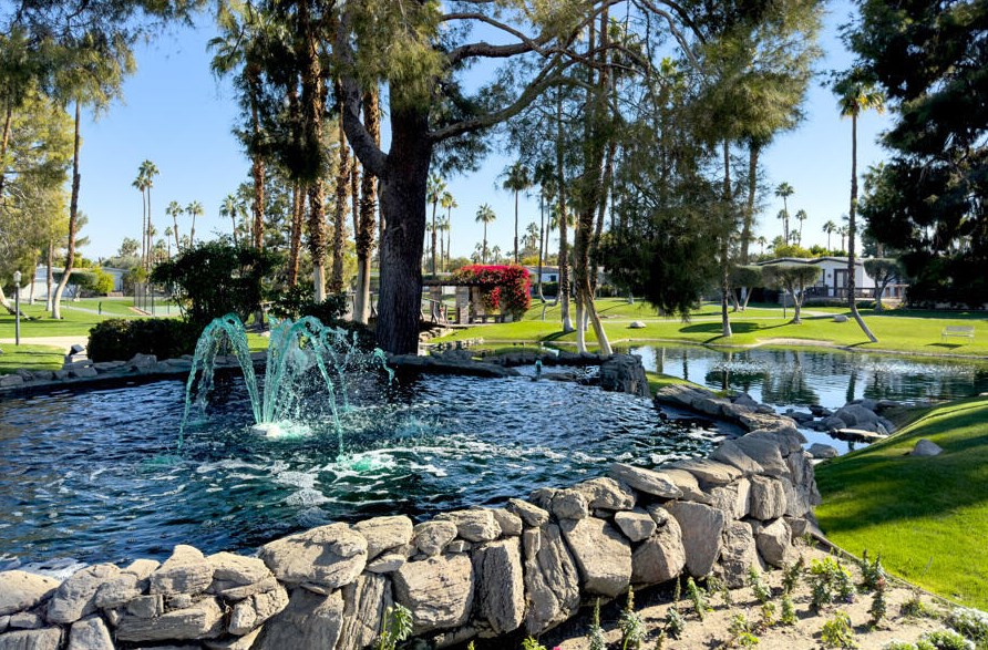 1085 Via Verde, Cathedral City CA  92234-4366 exterior