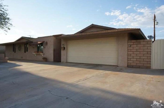 661 Seville Ln, Blythe, CA 92225-1043