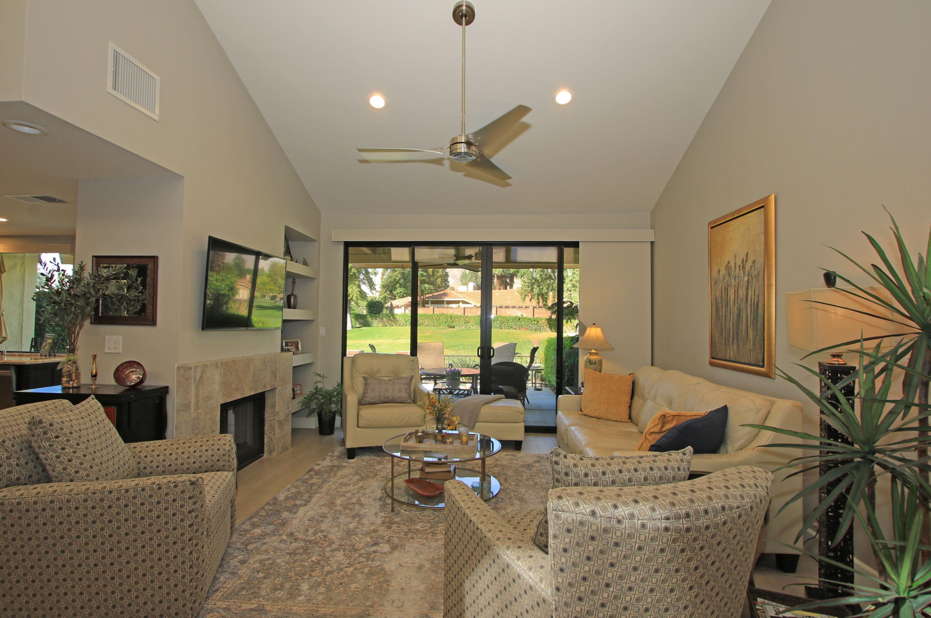 169 Gran Via, Palm Desert, CA 92260-2130