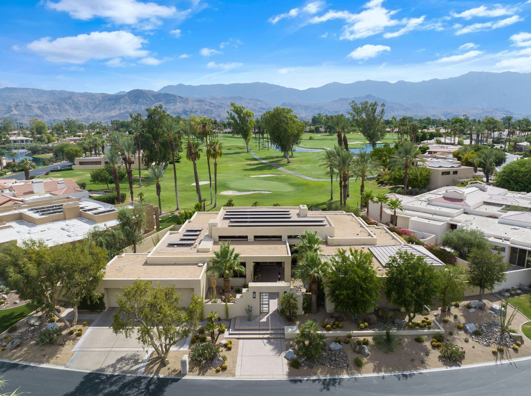 12118 Troon Cir, Rancho Mirage, CA 92270