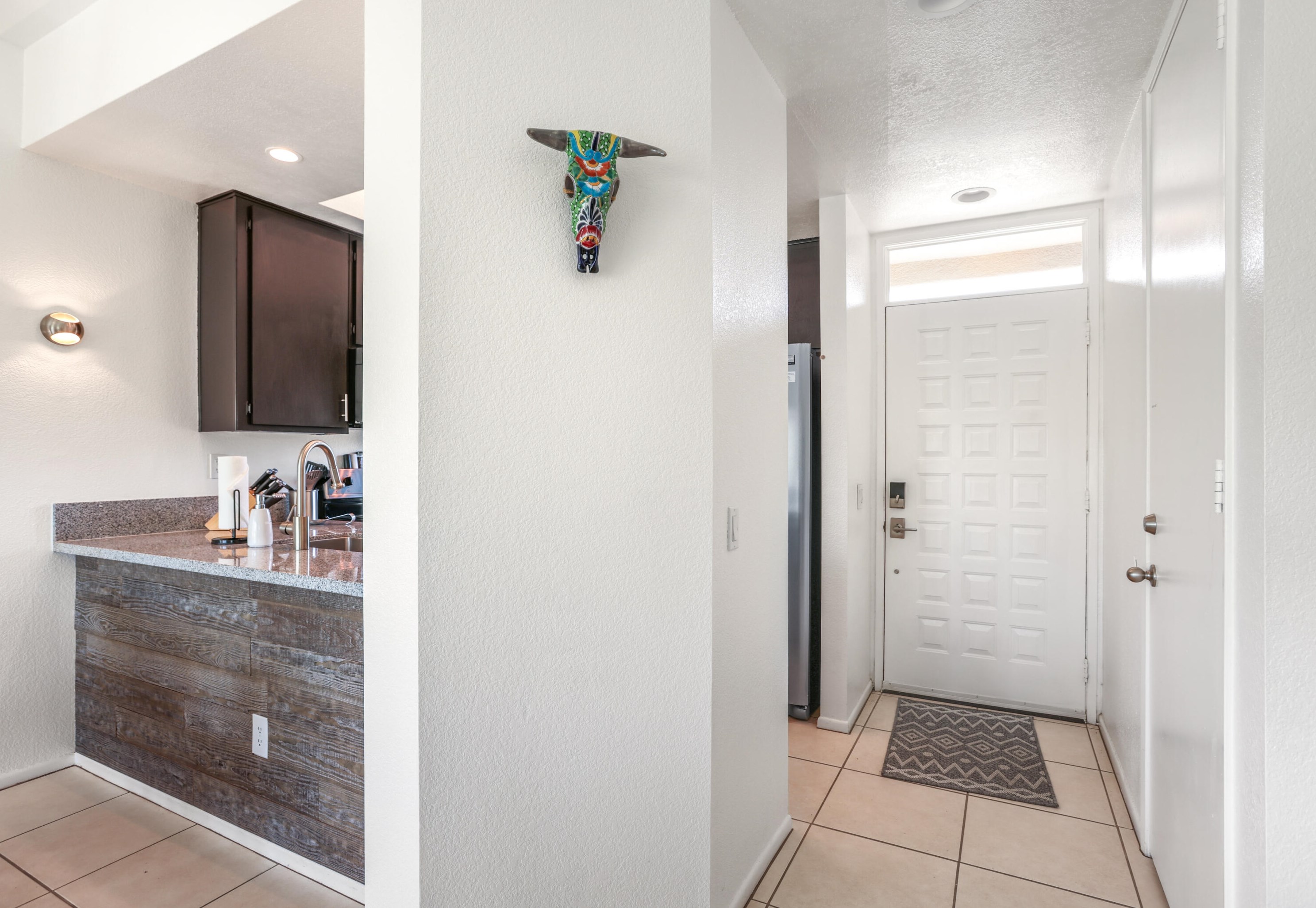 28610 Taos Ct, Cathedral City CA  92234-3574 exterior
