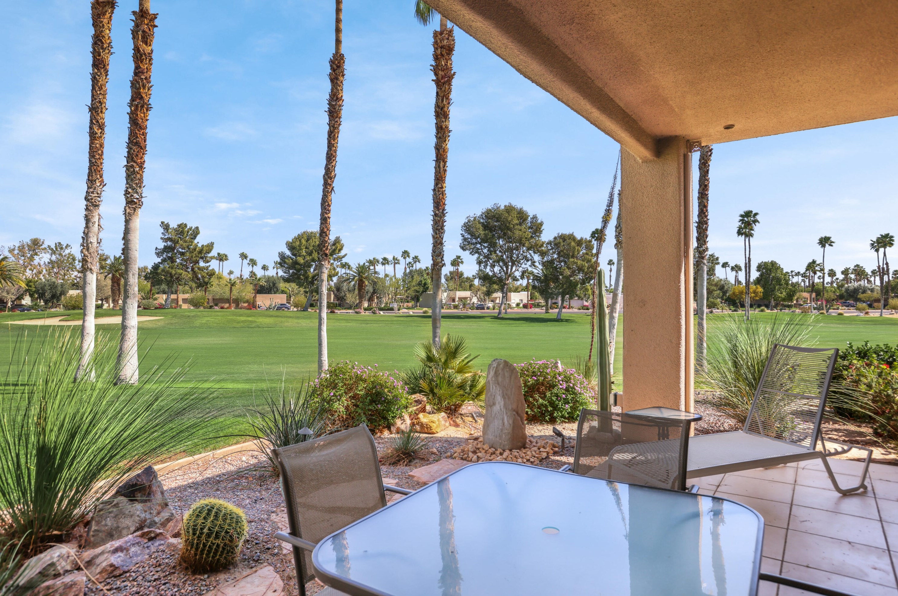 28610 Taos Ct, Cathedral City CA  92234-3574 exterior